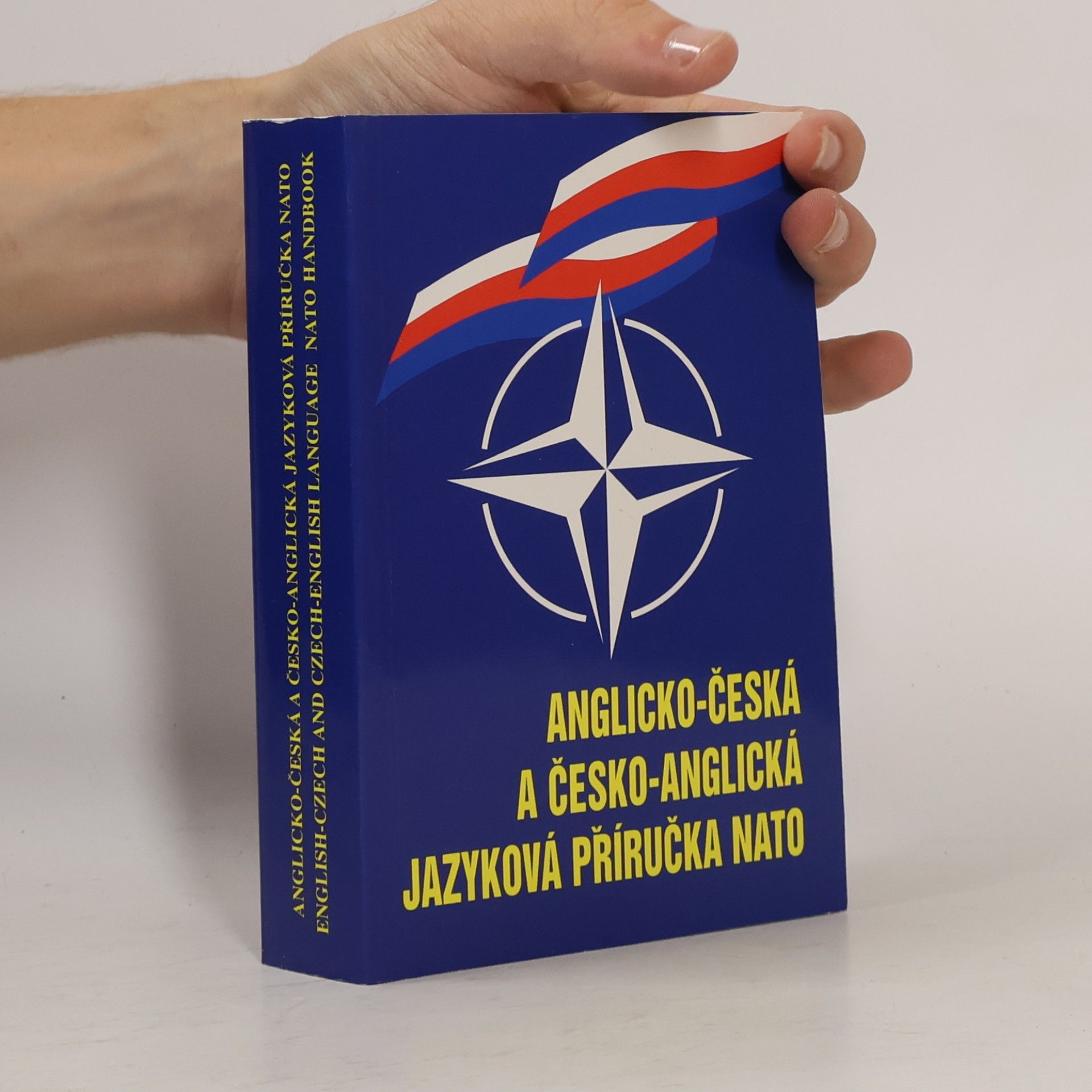 Jaroslav Furmánek Anglicko-česká a česko-anglická jazyková příručka NATO