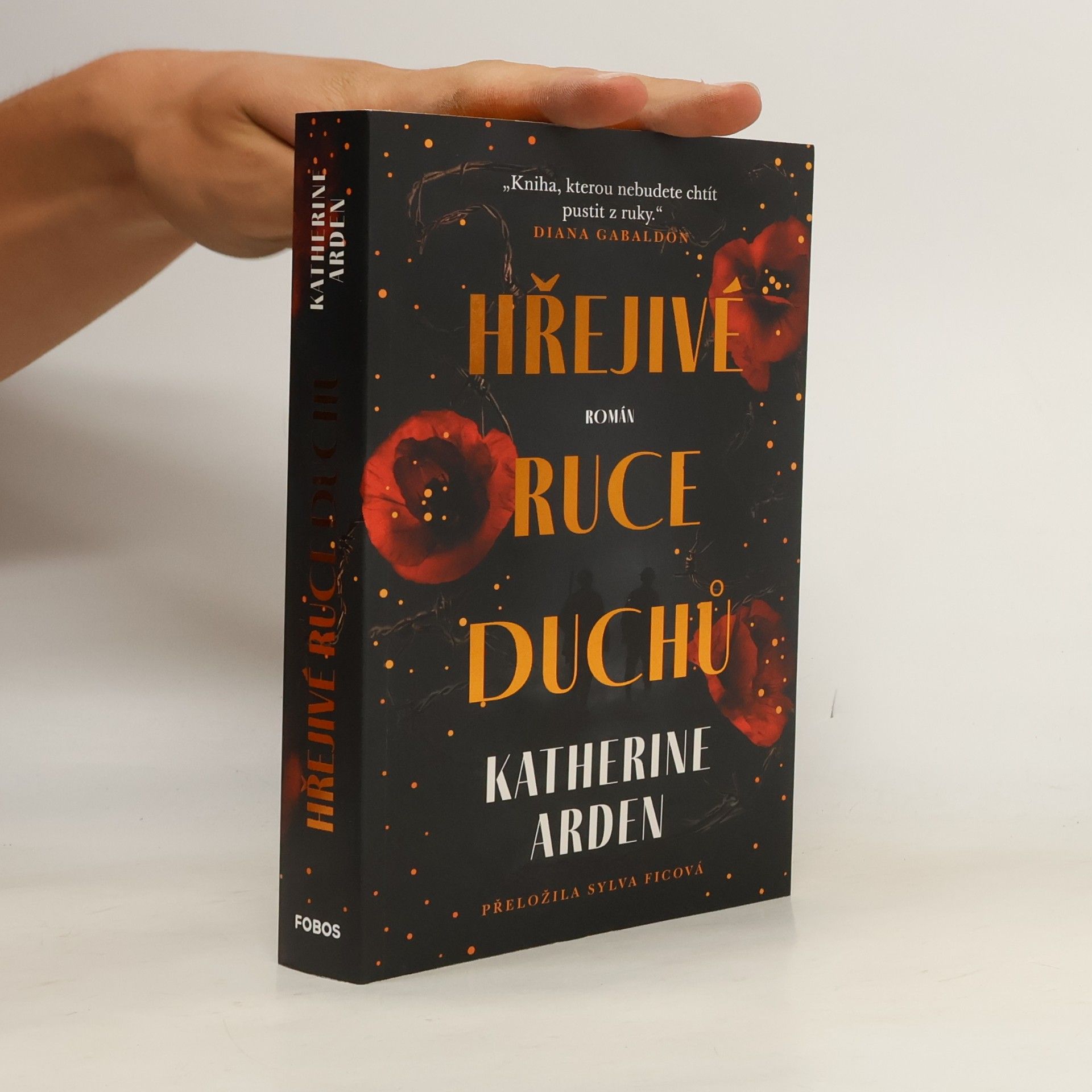 Katherine Arden Hřejivé ruce duchů