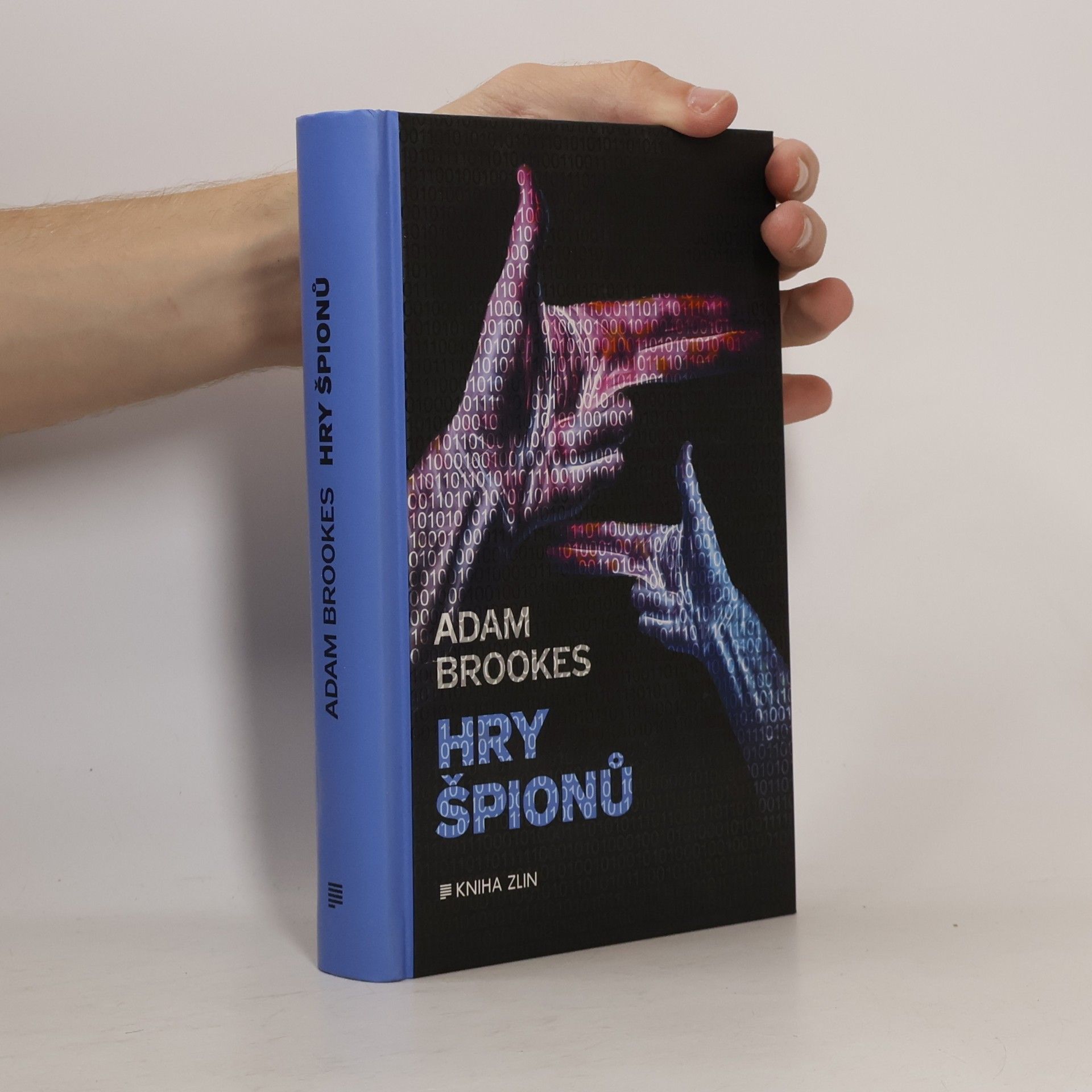 Adam Brookes Hry špionů