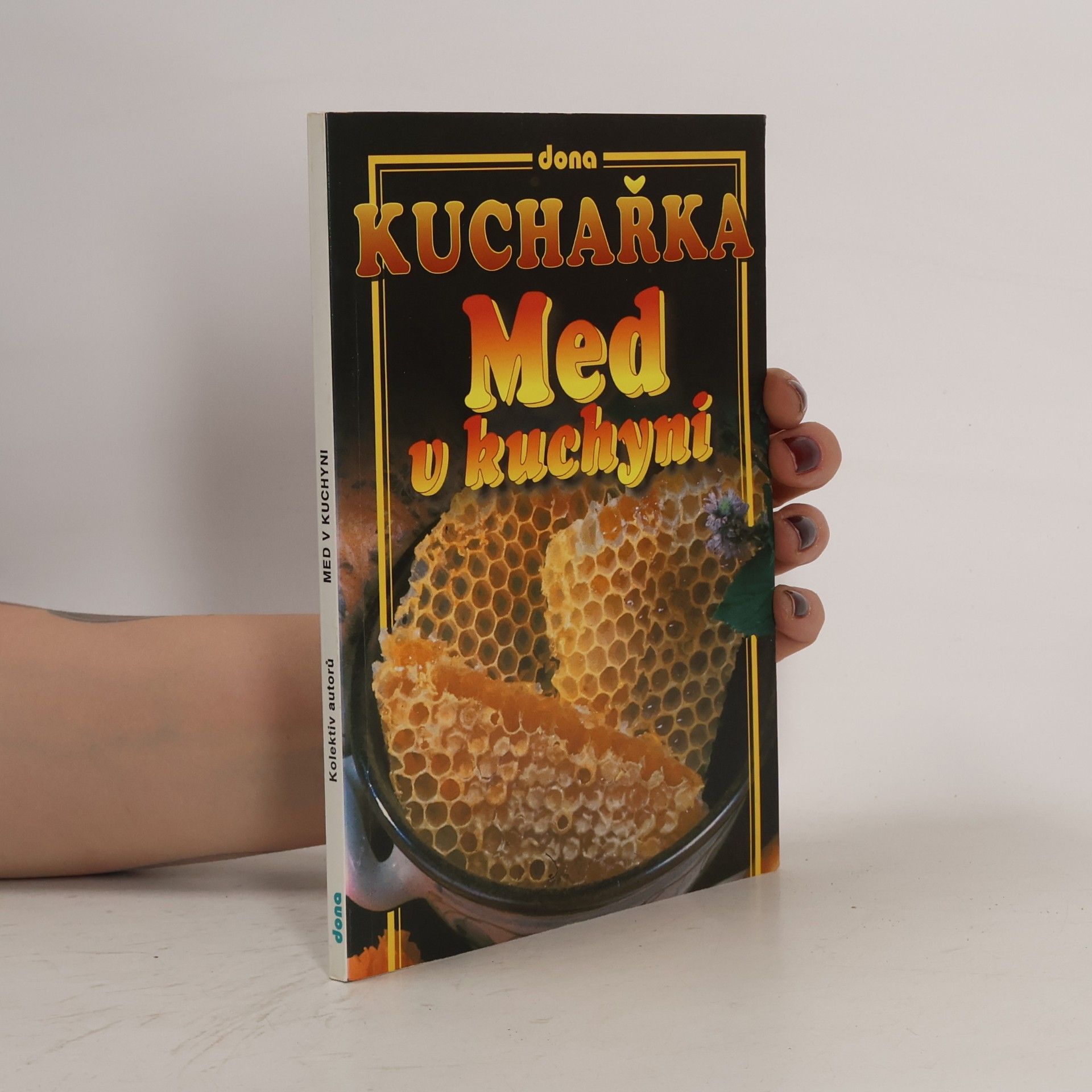 Aleš Křenek Kuchařka - med v kuchyni