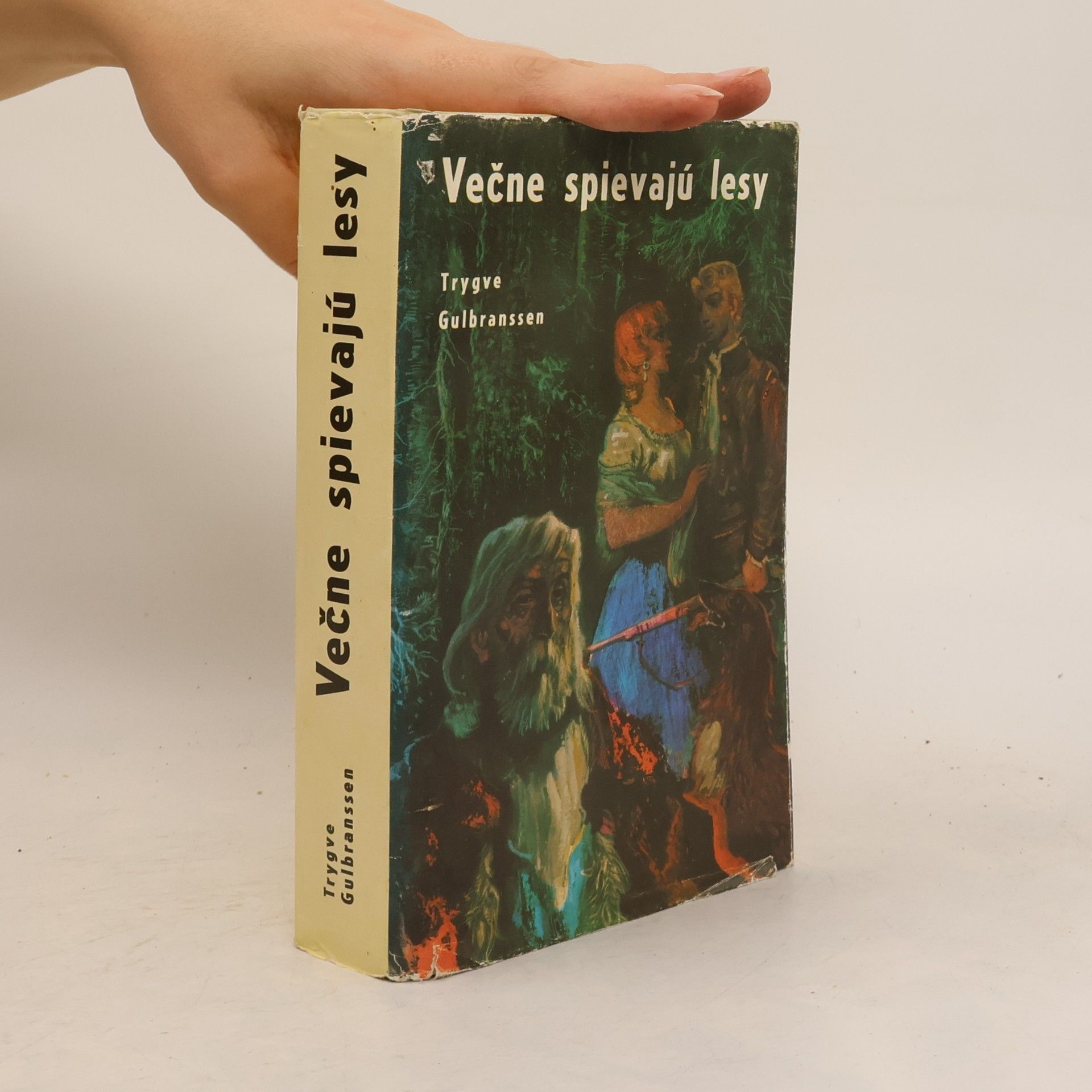 Večne spievajú lesy. Zo Smrtnej hory fúka. Niet inej cesty