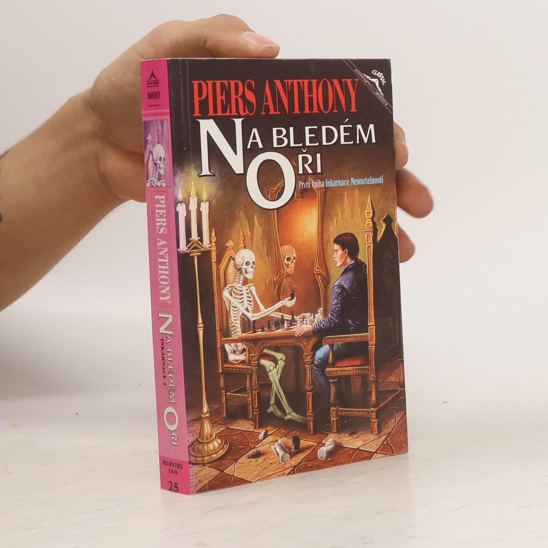 Piers Anthony Na bledém oři