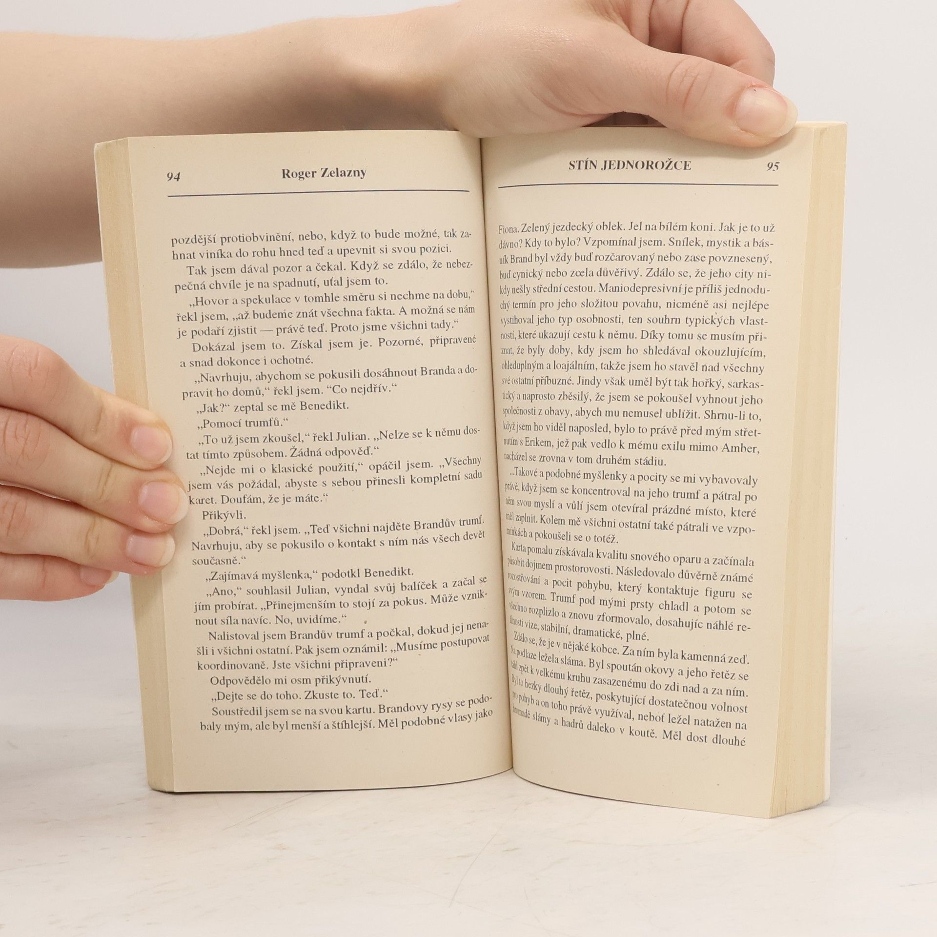 Roger Zelazny Tajemný Amber 2. Stín jednorožce
