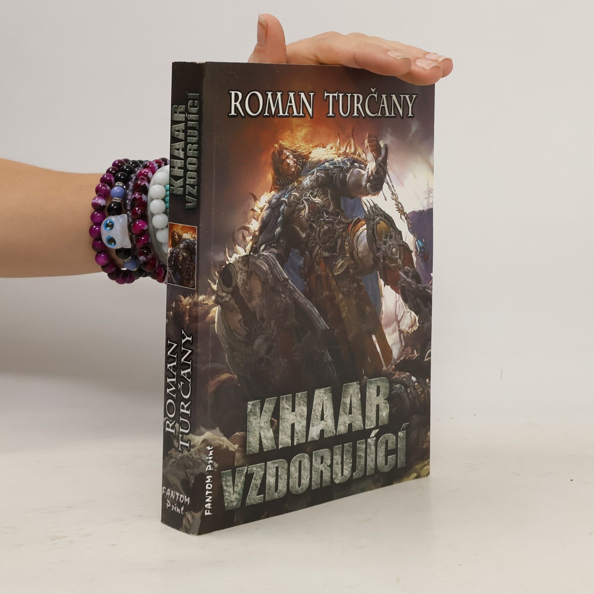 Roman Turčany Khaar vzdorující