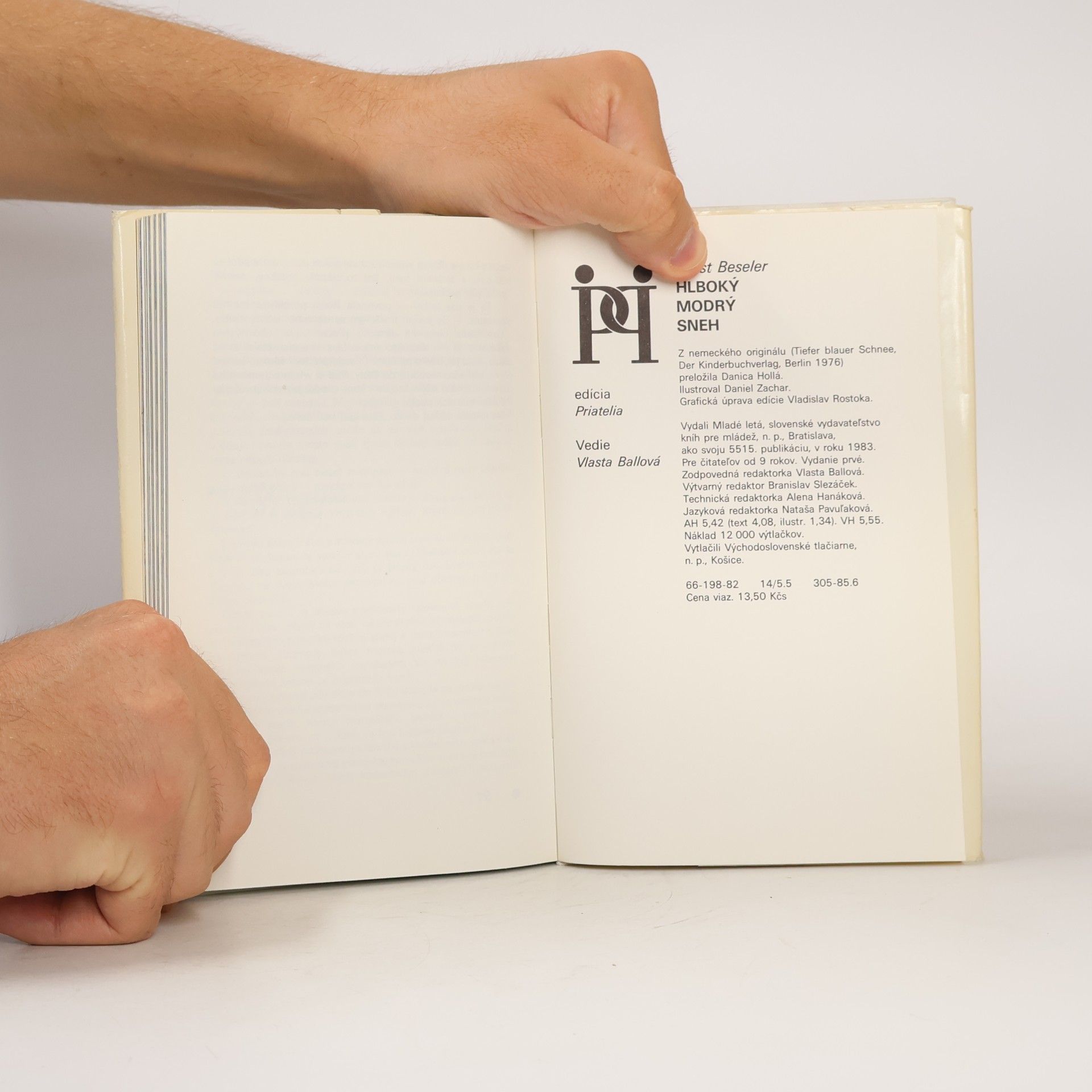 Horst Beseler Hlboký modrý sneh