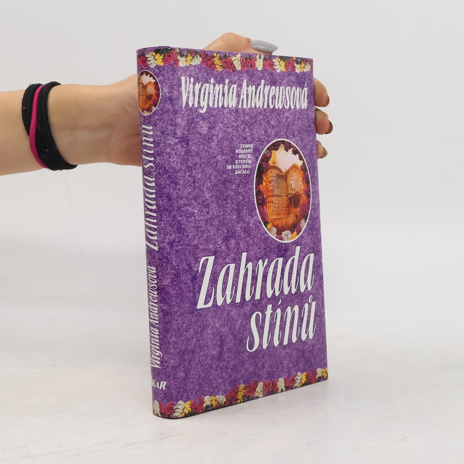 Zahrada stínů. 5. část pentalogie
