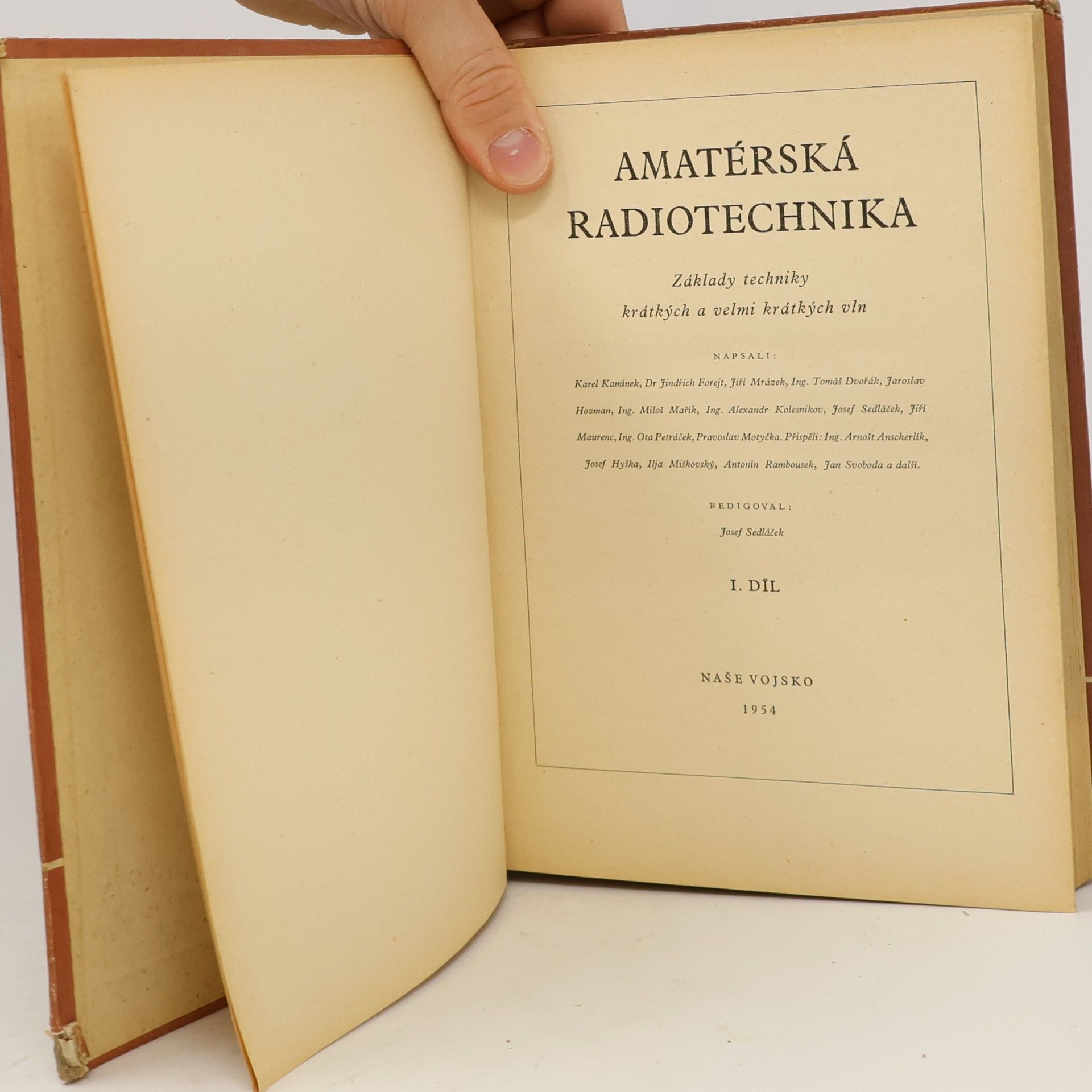 Kolektív autorov Amatérská radiotechnika I.