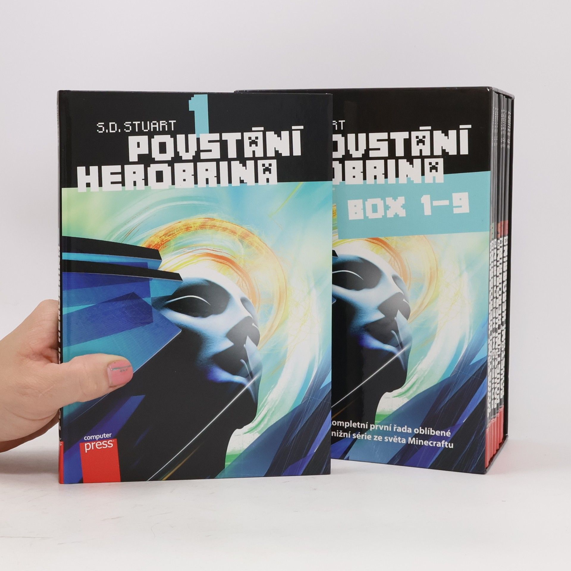 Steve DeWinter Povstání Herobrina. Box 1-9