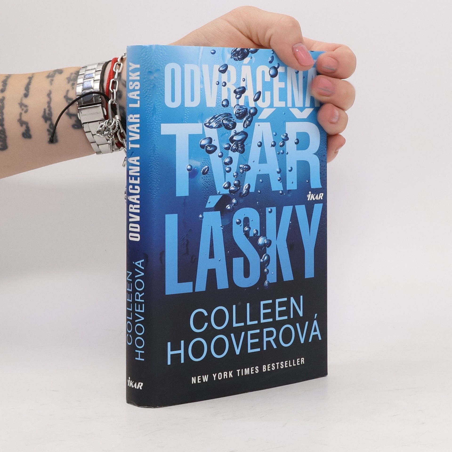 Colleen Hoover Odvrácená tvář lásky