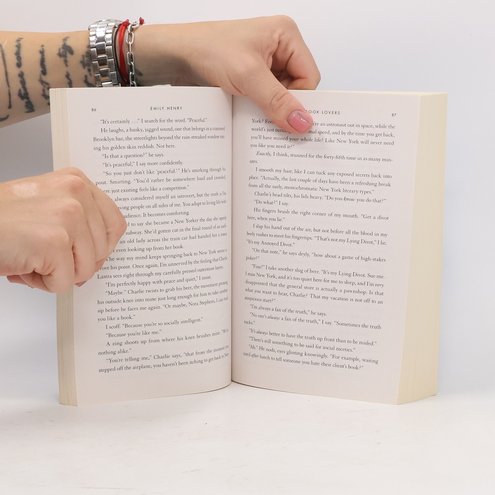Emily Henry Book Lovers