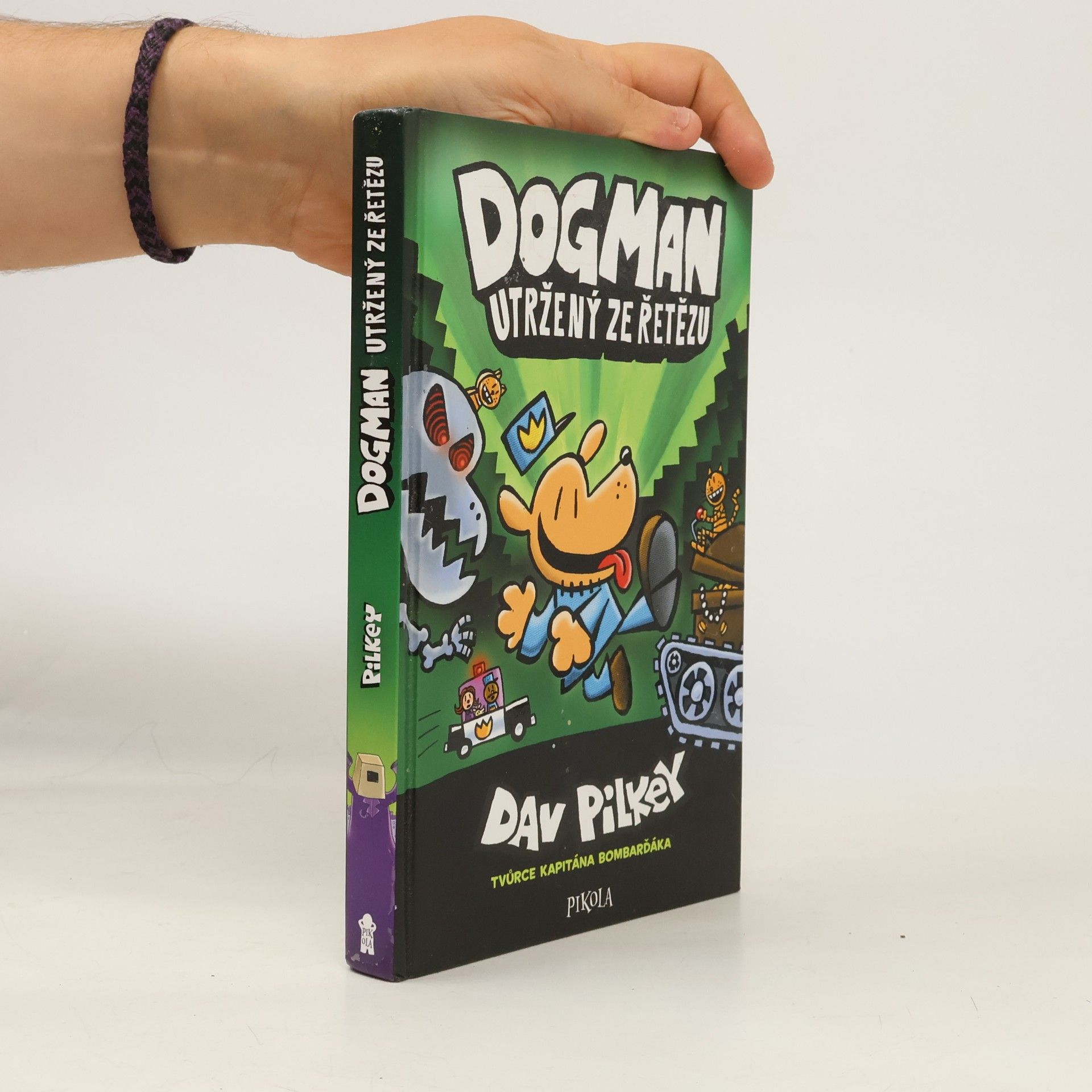 Dav Pilkey Dogman utržený ze řetězu