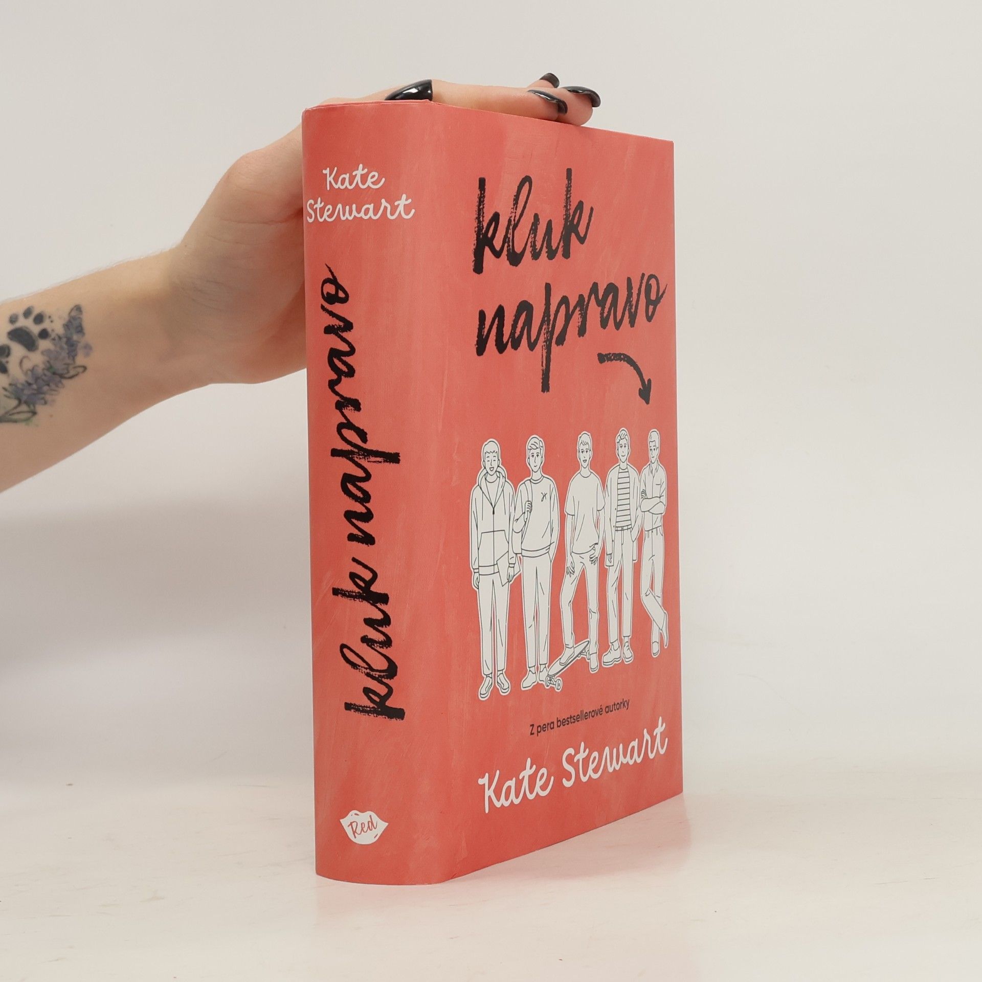 Kate Stewart Kluk napravo