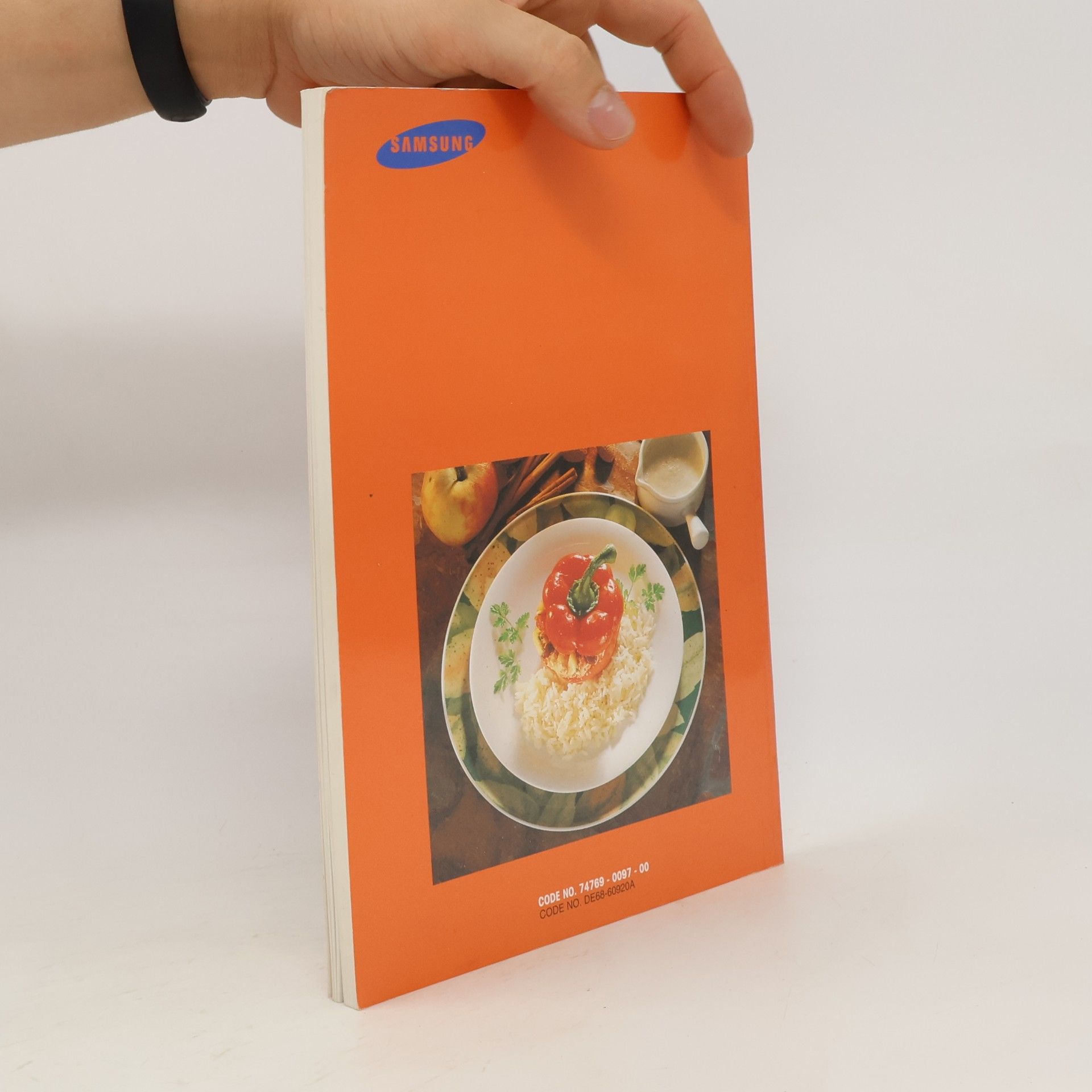 AA.VV. Vaříme v mikrovlnné troubě. Książka kucharska kuchenki mikrofalowej. Carte de bucate pentru cuptoare cu microunde. Microwave Cookbook