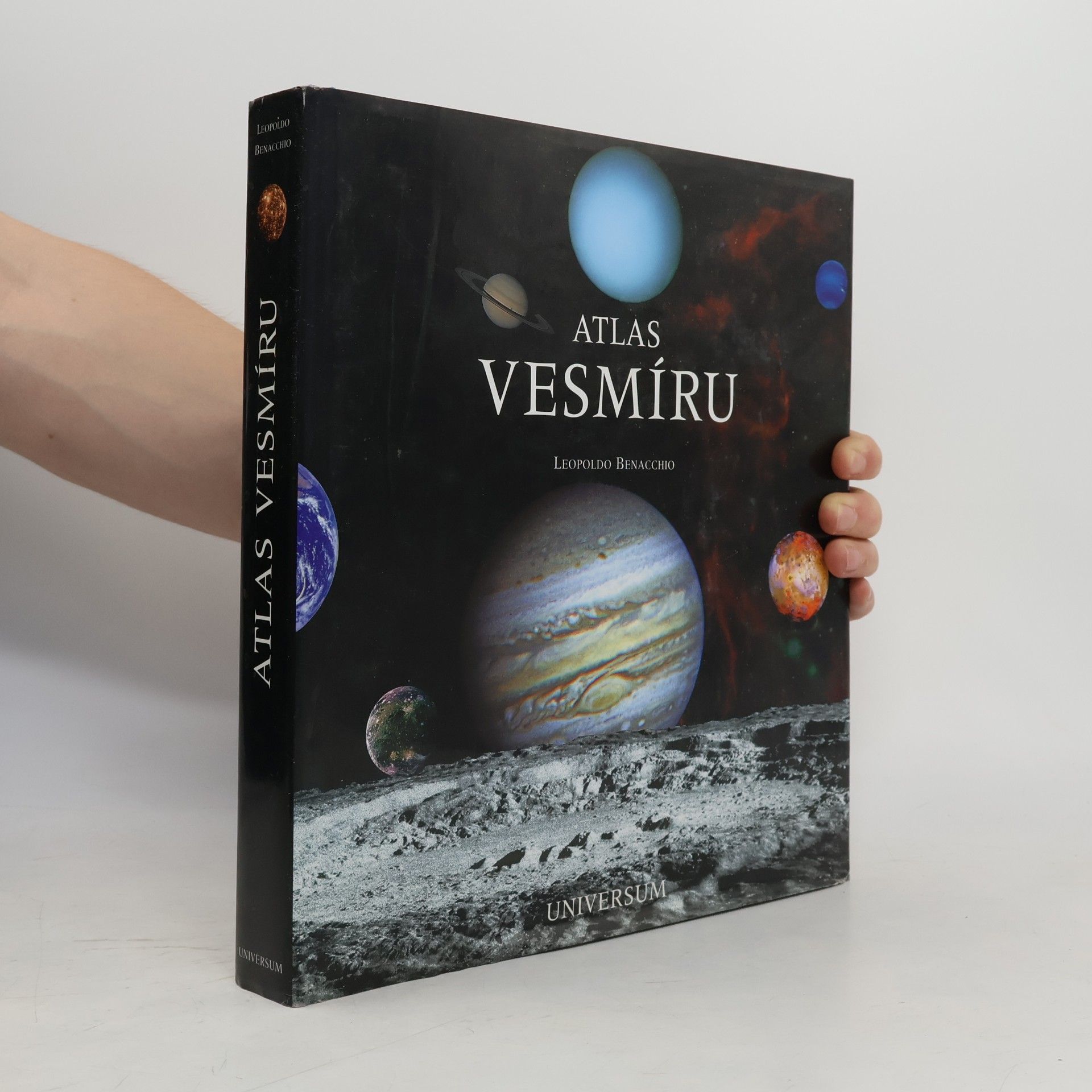 Piero Benvenuti Atlas vesmíru