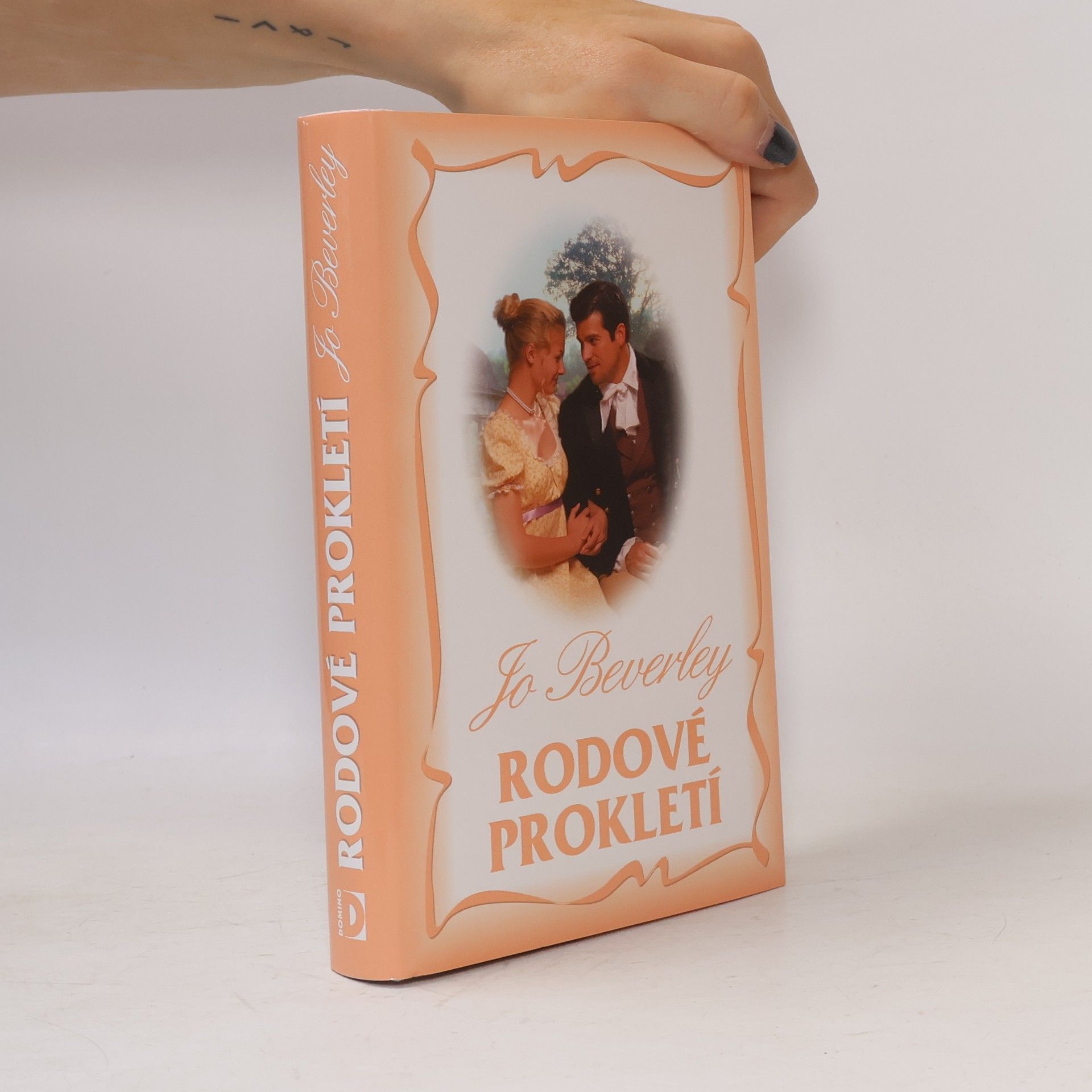 Jo Beverley Rodové prokletí