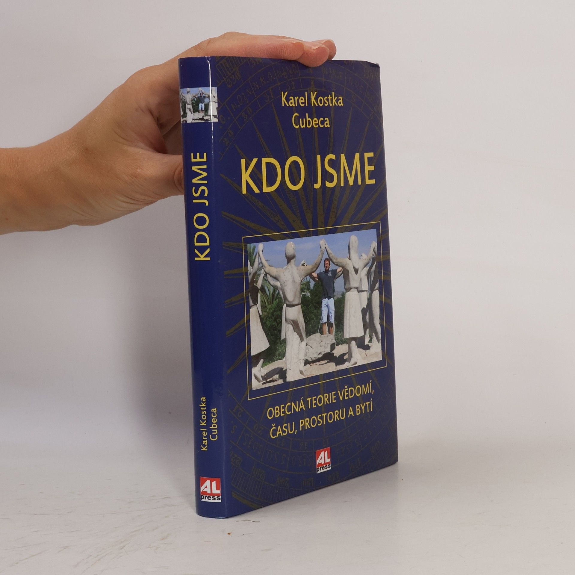Kdo jsme. Obecná teorie vědomí, času, prostoru a bytí