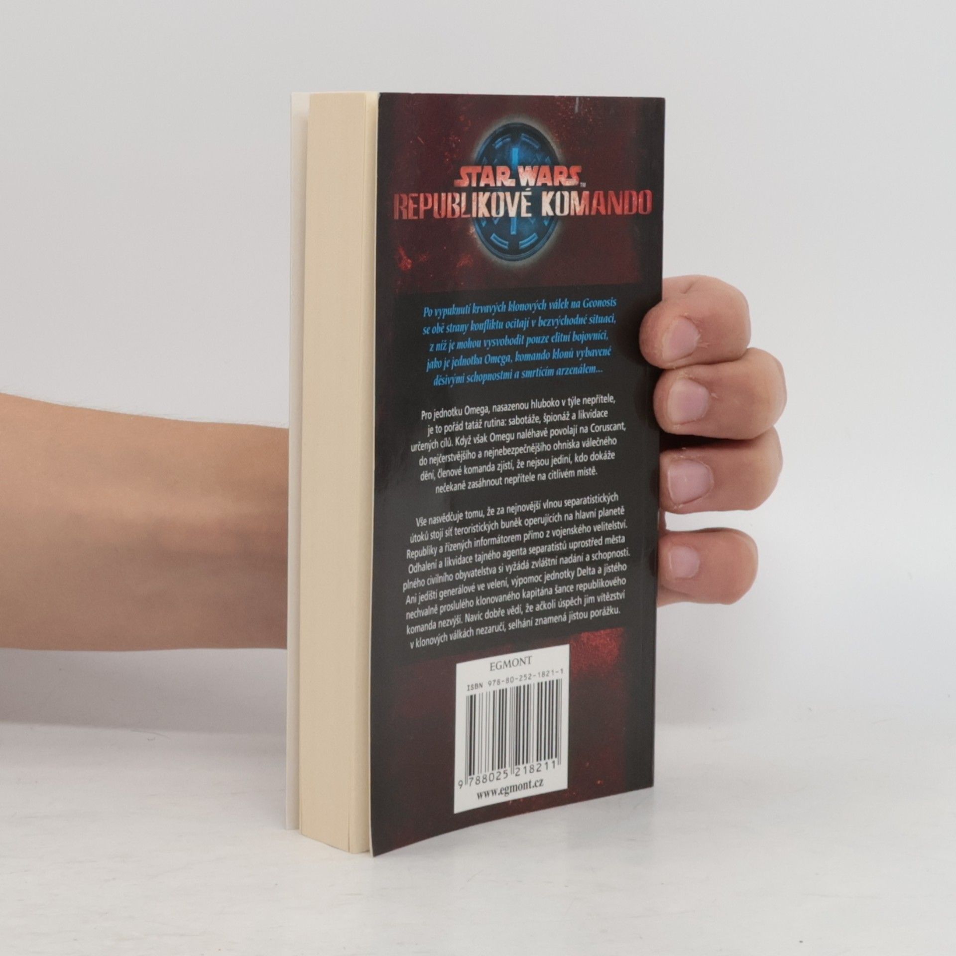 Karen Traviss Star Wars: Republikové komando. Trojitá nula