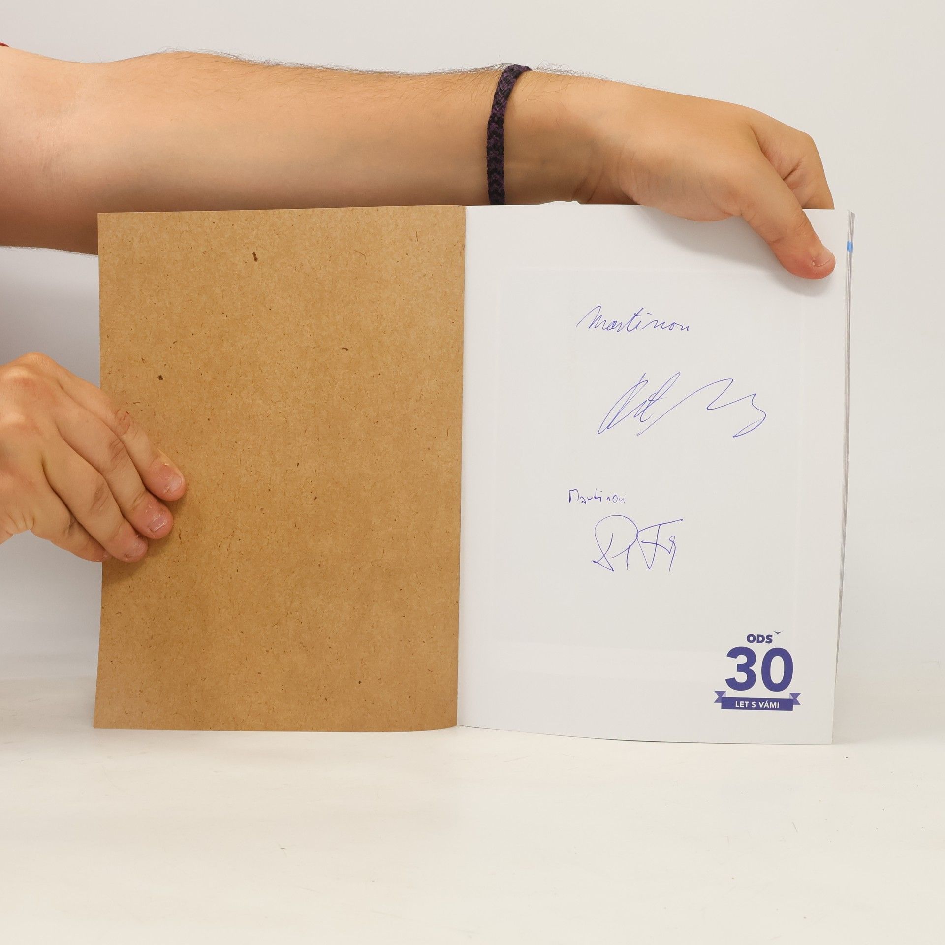 Autores varios ODS - 30 let s vámi