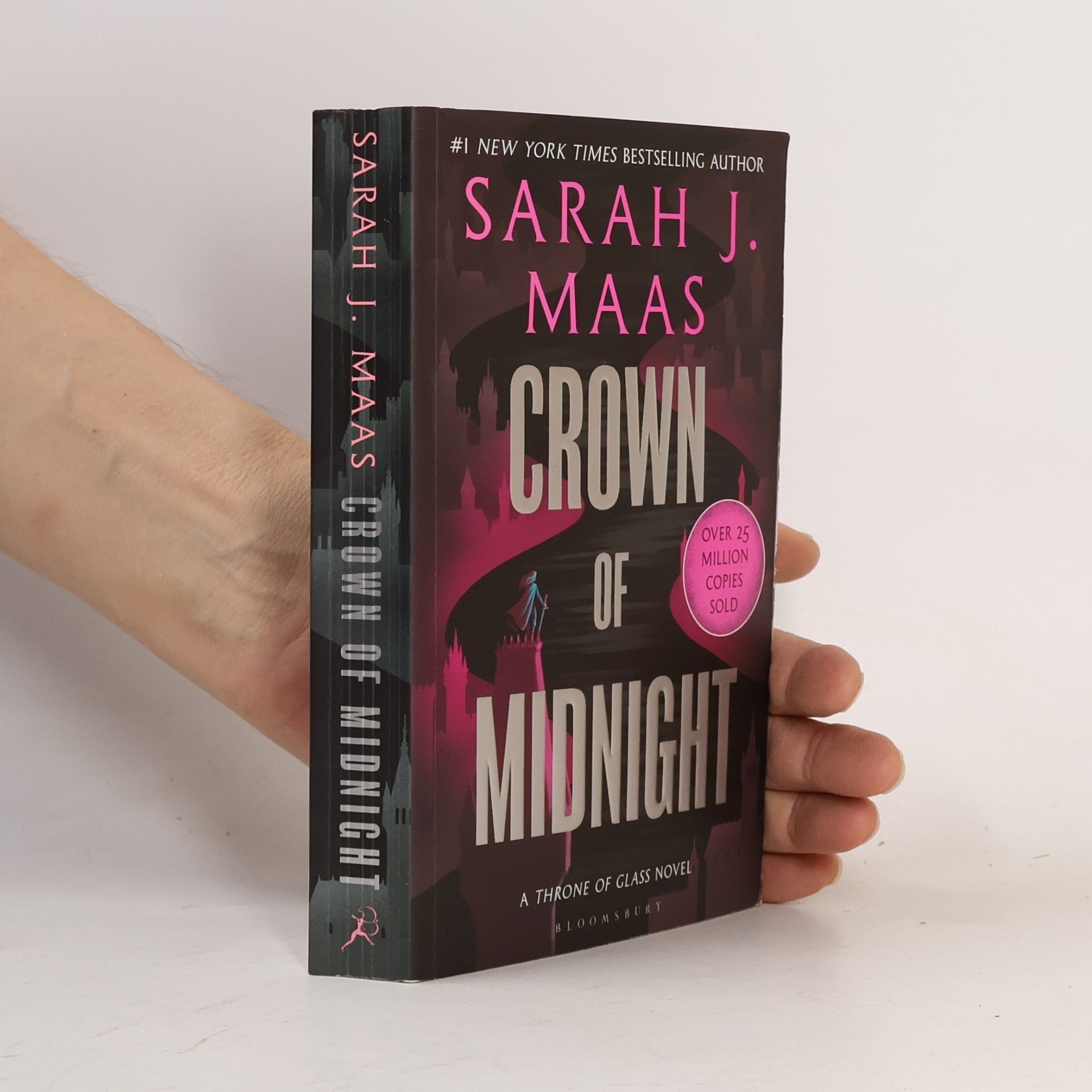 Sarah J. Maas Crown of midnight