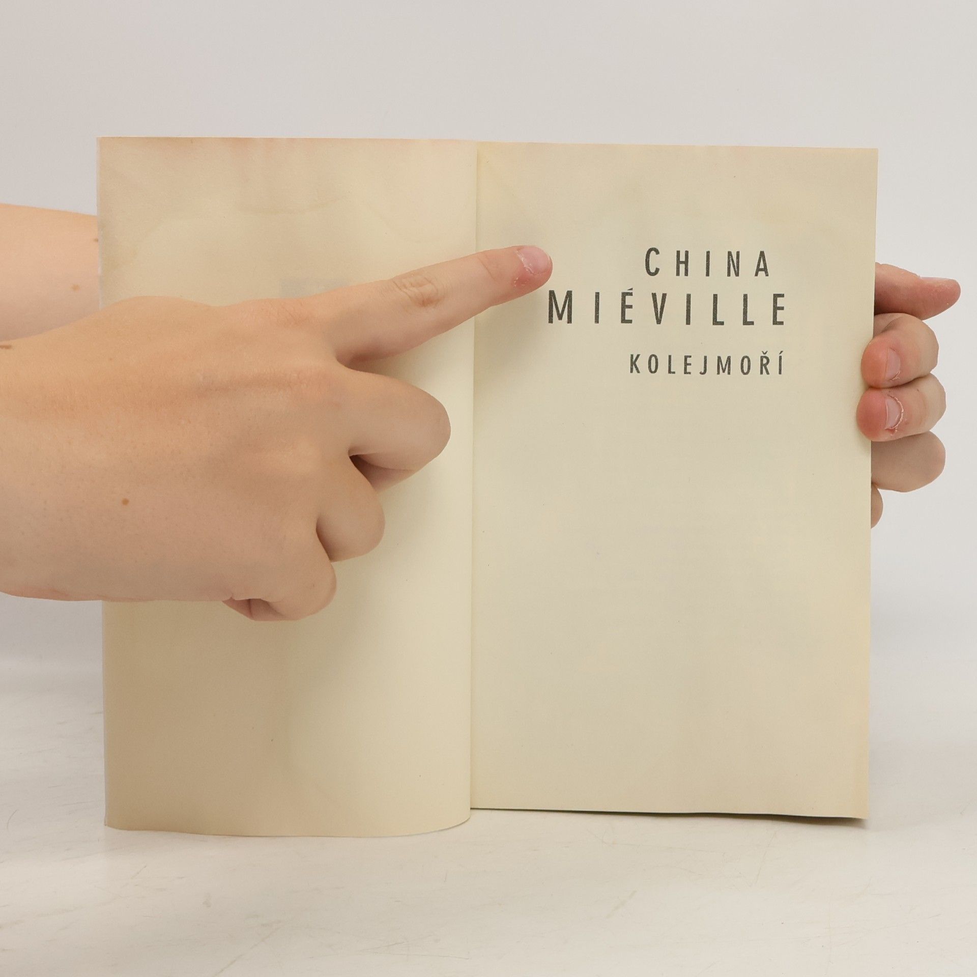 China Miéville Kolejmoří