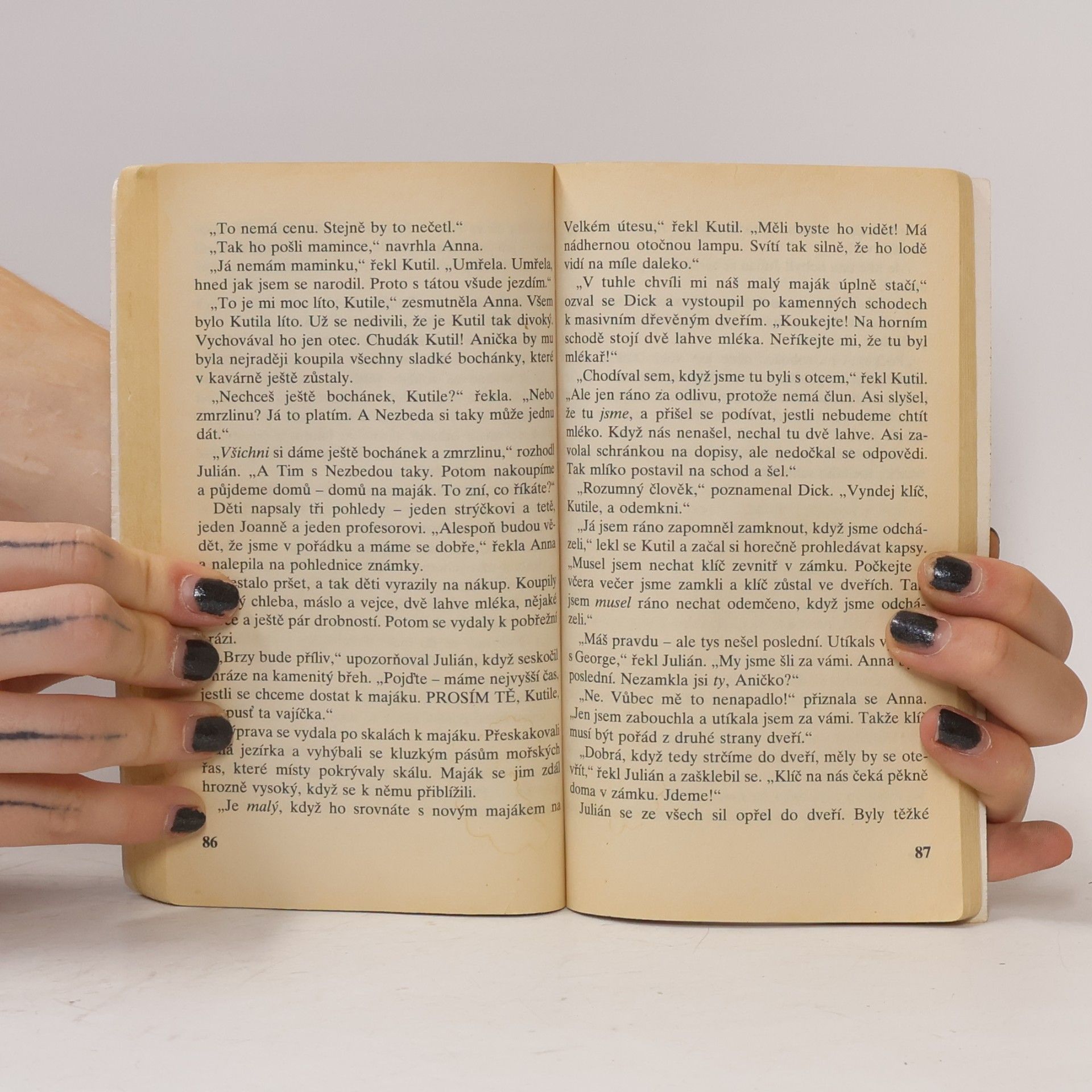 Enid Blyton Správná pětka, Pětka na Ďáblových skalách