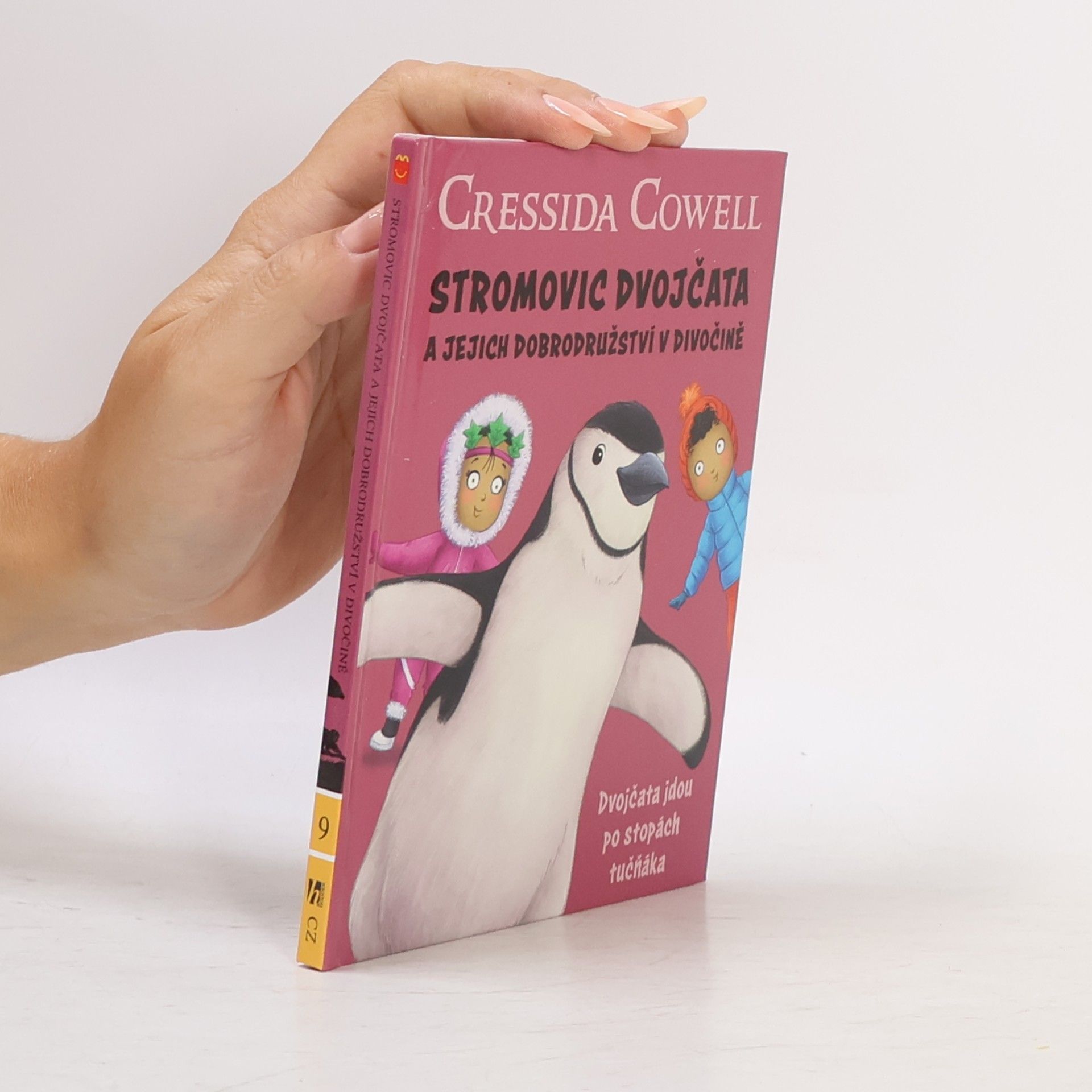 Cressida Cowell Stromovic dvojčata a jejich dobrodružství v divočině. Dvojčata jdou po stopách tučňáka