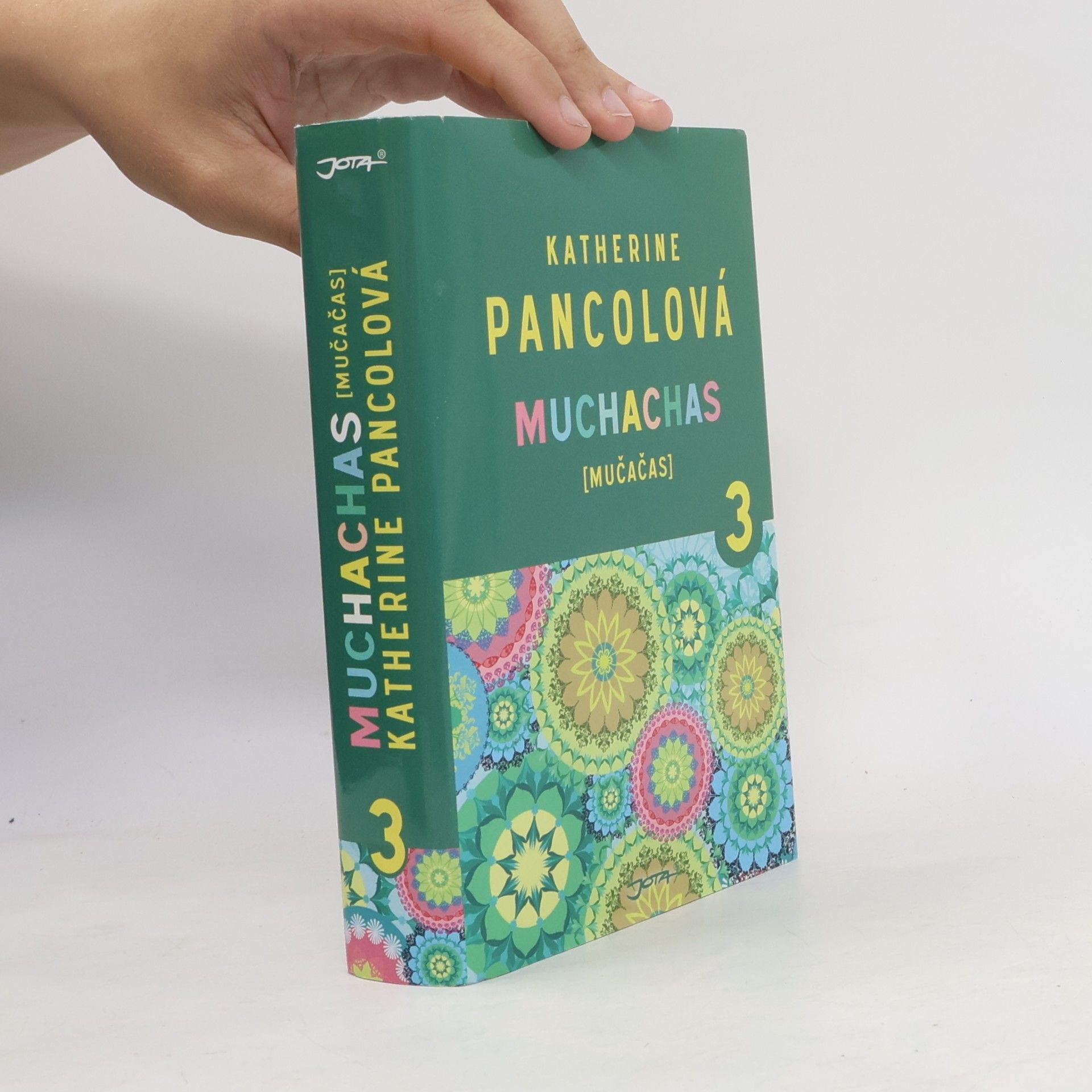 Katherine Pancolová Muchachas (mučačas). 3