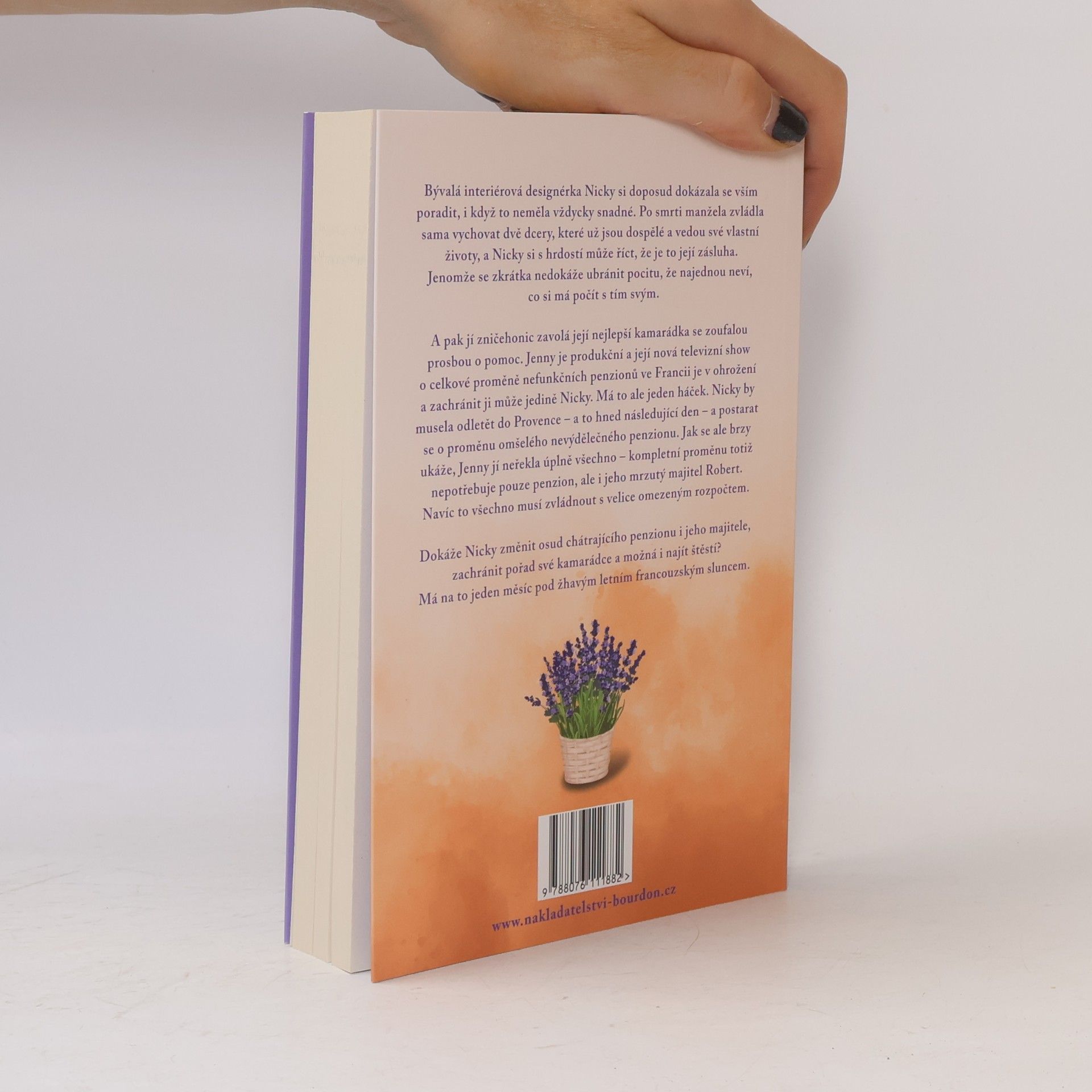 Gillian Harvey Měsíc v Provence