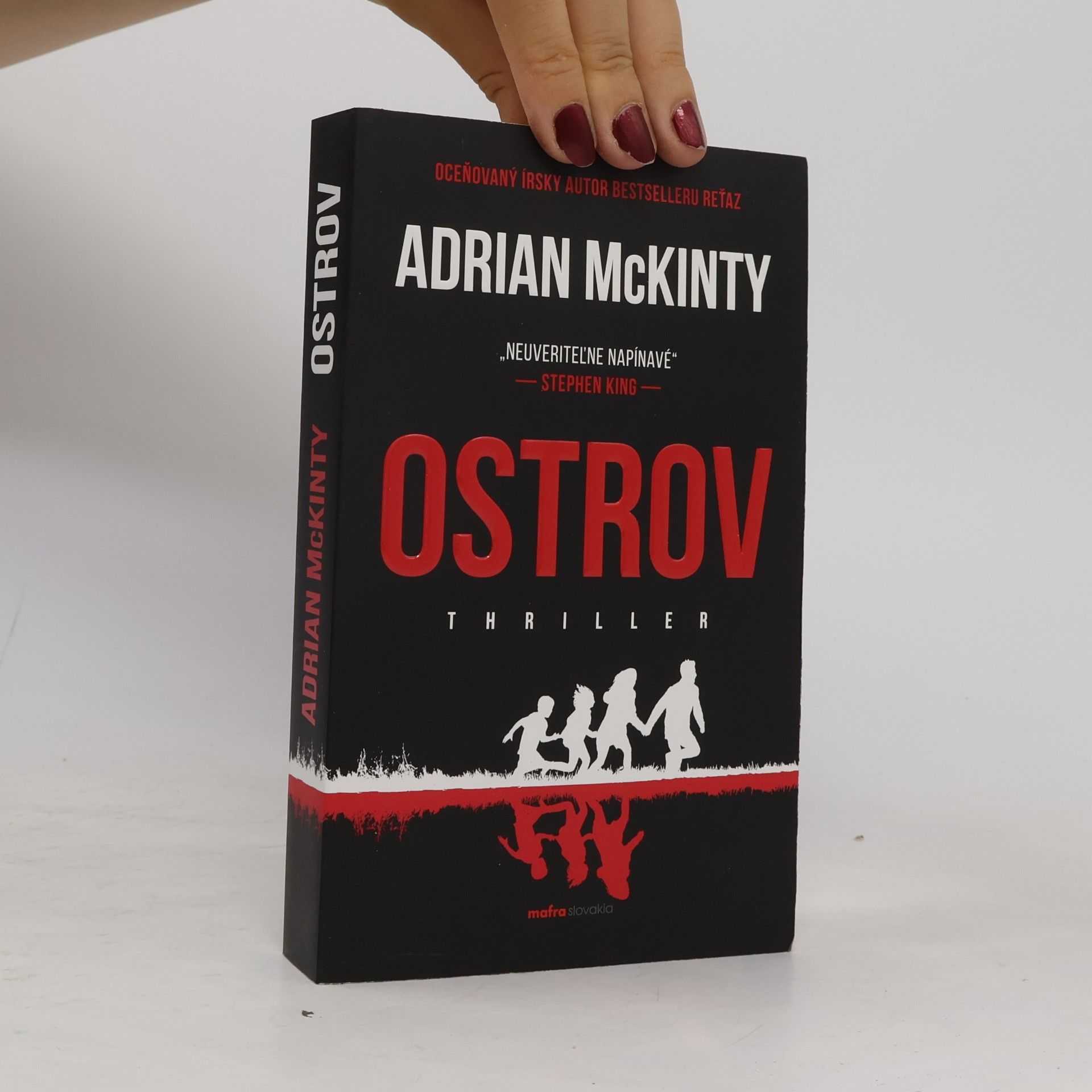 Adrian McKinty Ostrov
