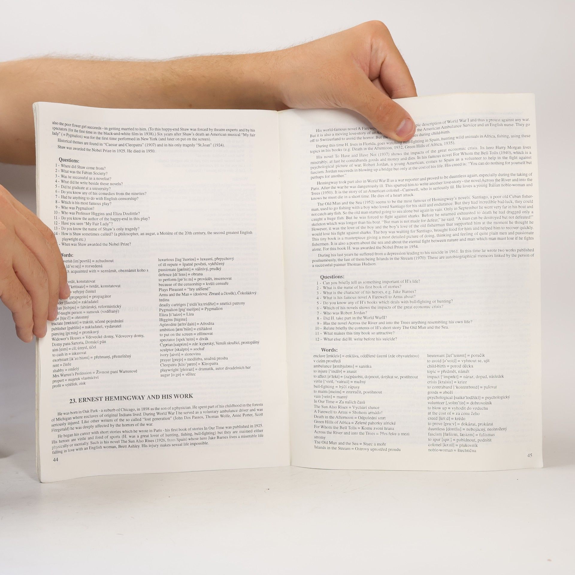 Various authors English Conversational Topics for Students