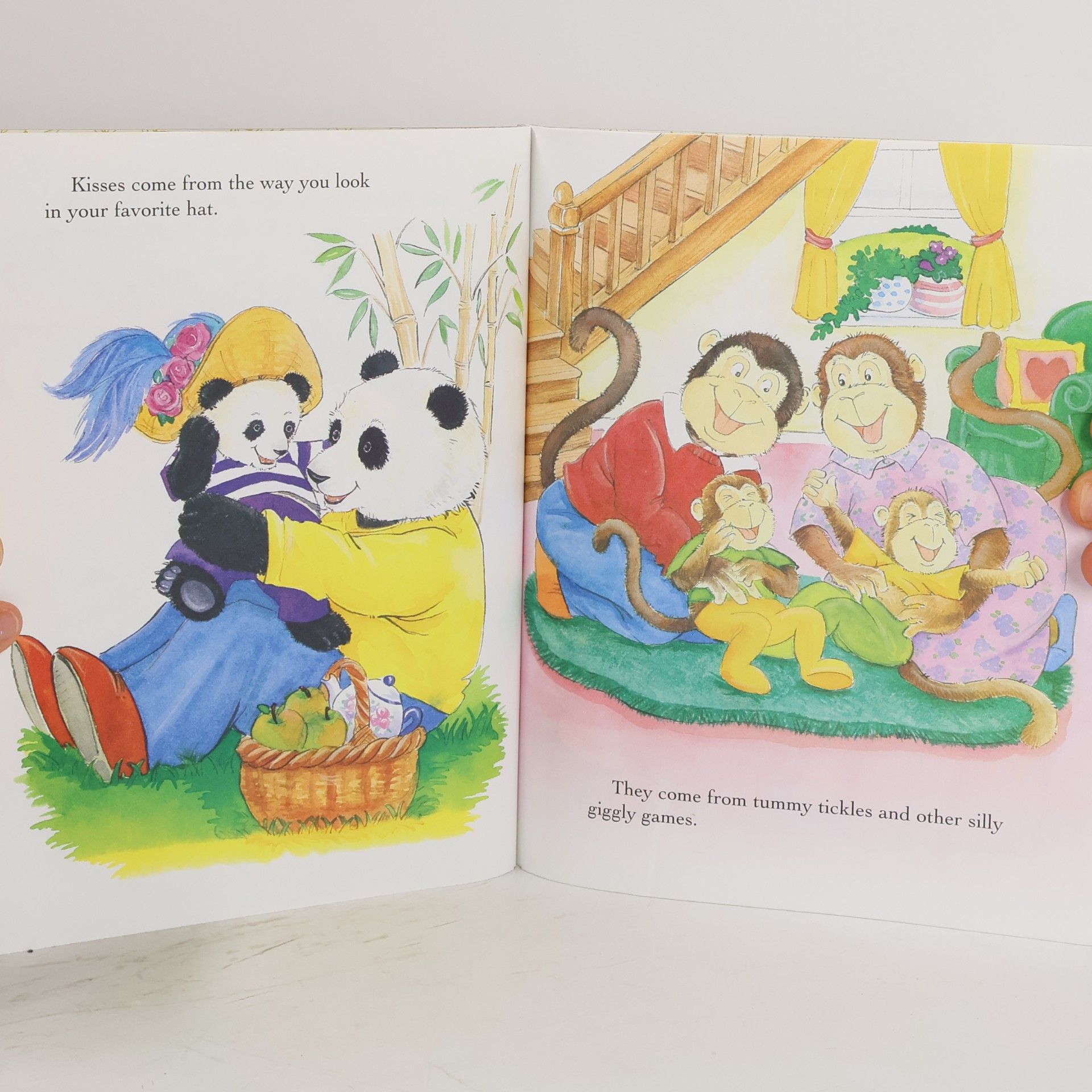 Maria Fleming A Little Golden Book: Where Do Kisses Come From?
