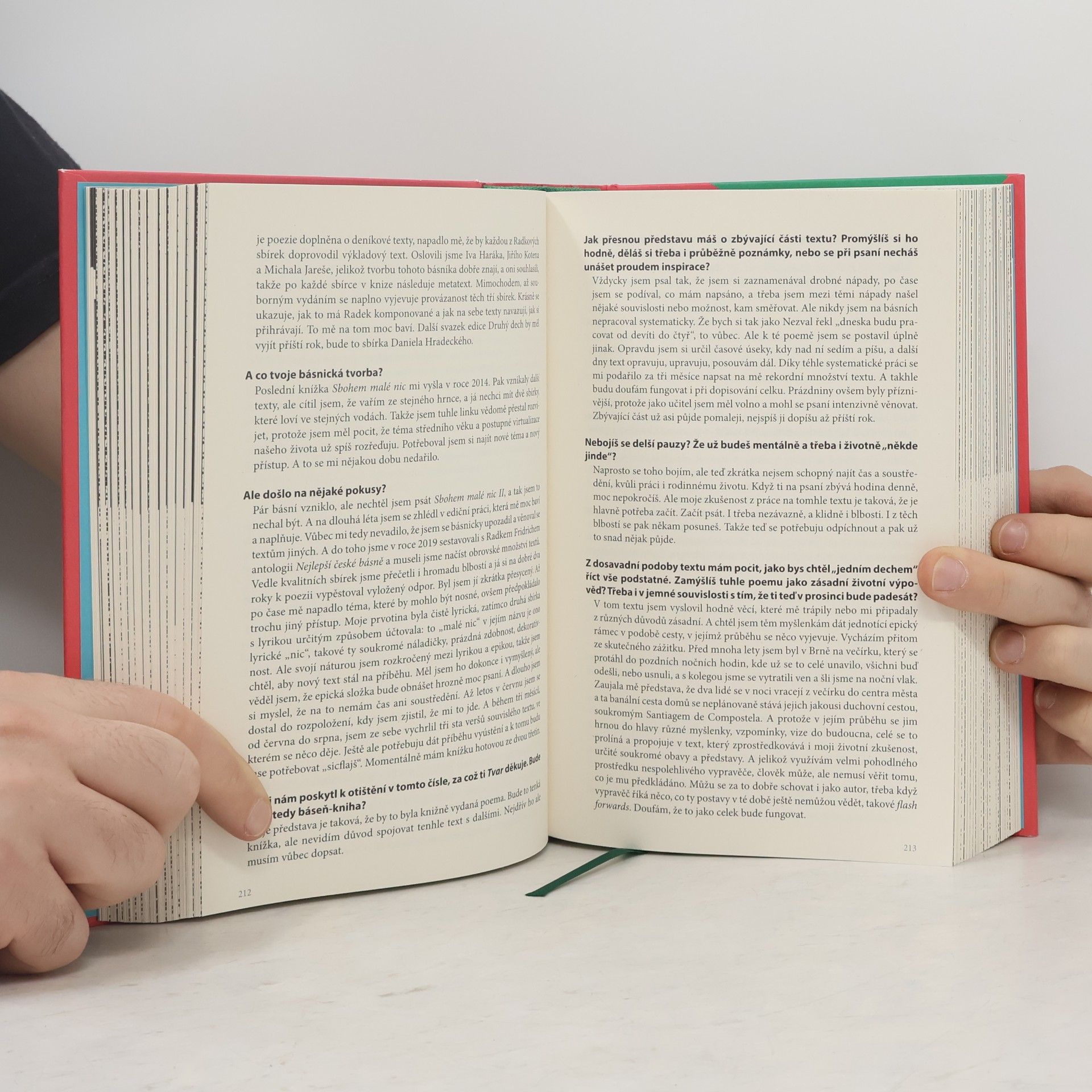 Simona Martínková Racková Nepromarnit ani vteřinu: 40 literárních rozhovorů