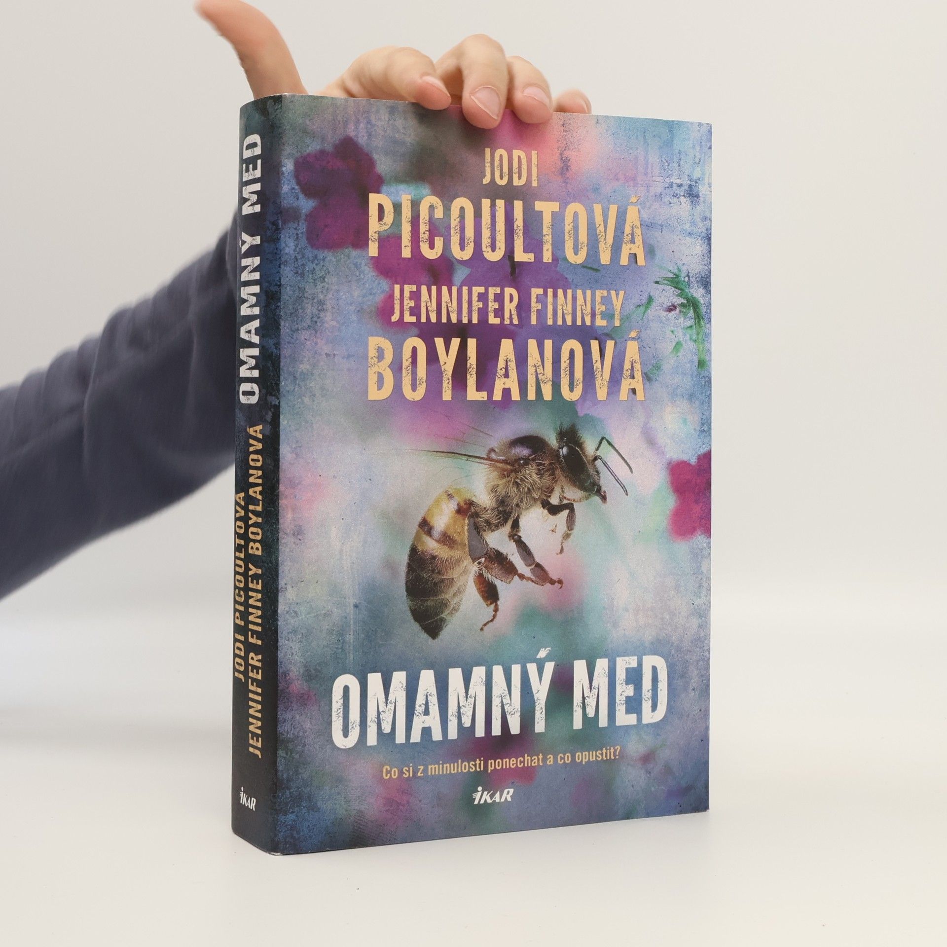 Jodi Picoult Omamný med