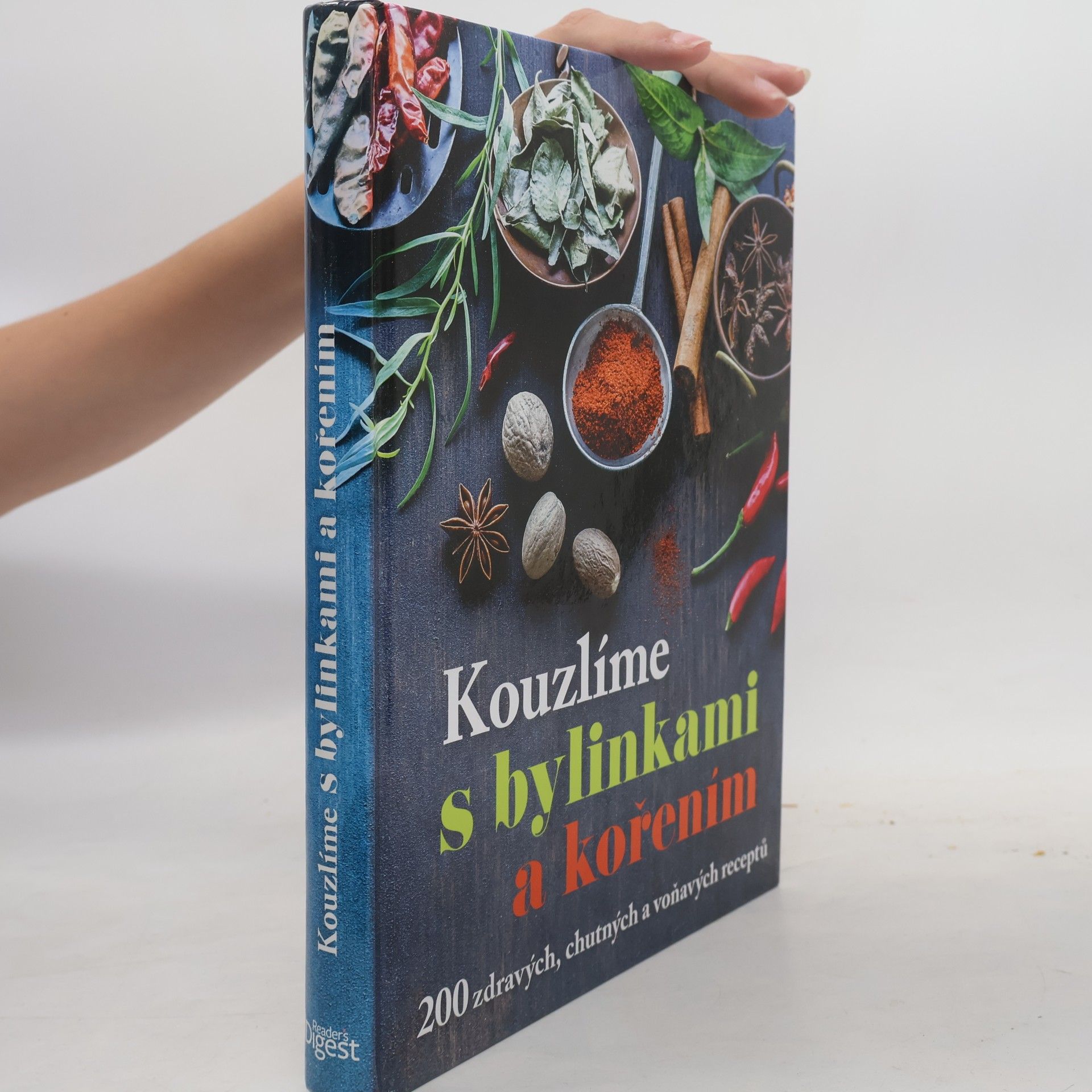 Suzie Ferrie Kouzlíme s bylinkami a kořením