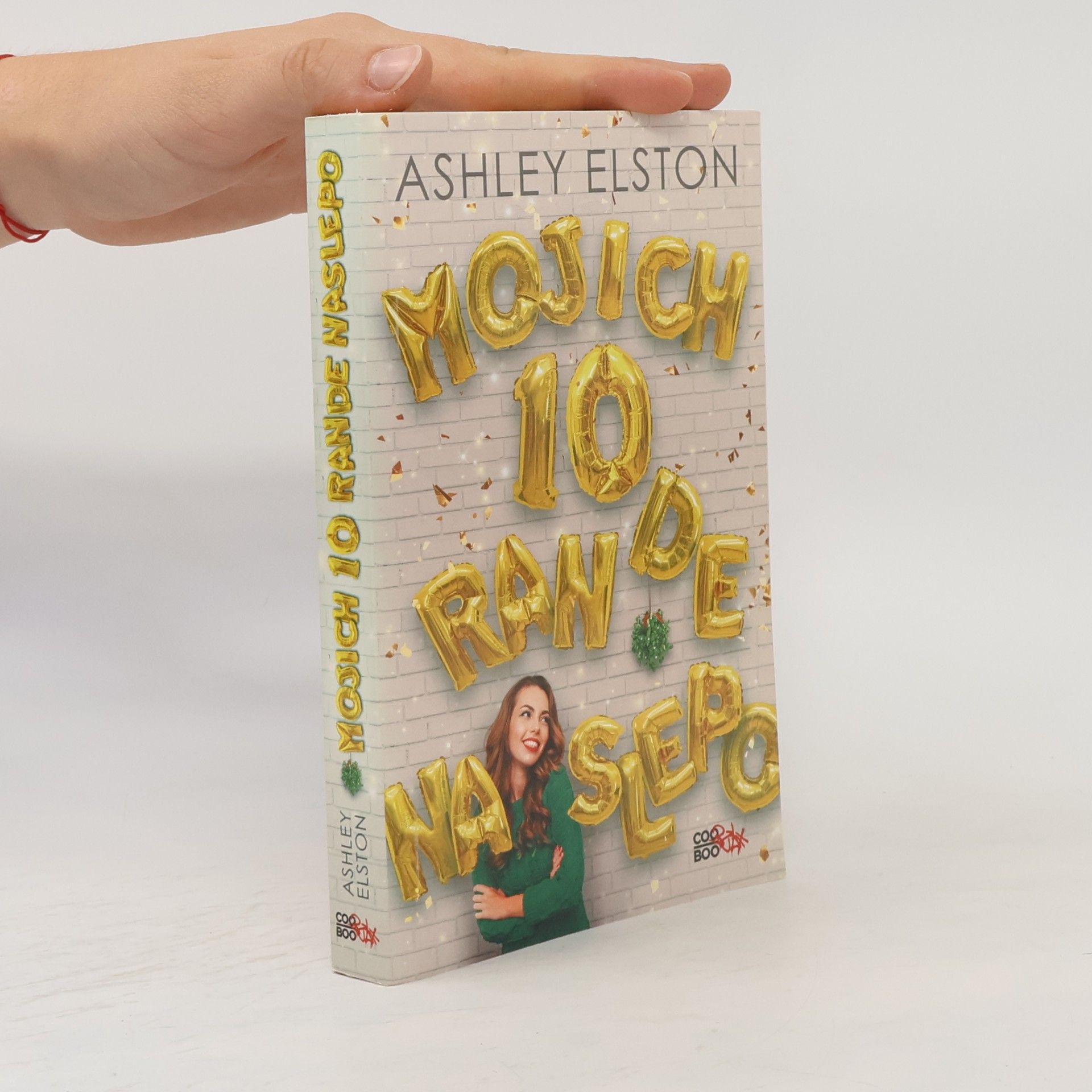 Ashley Elston Mojich 10 rande naslepo