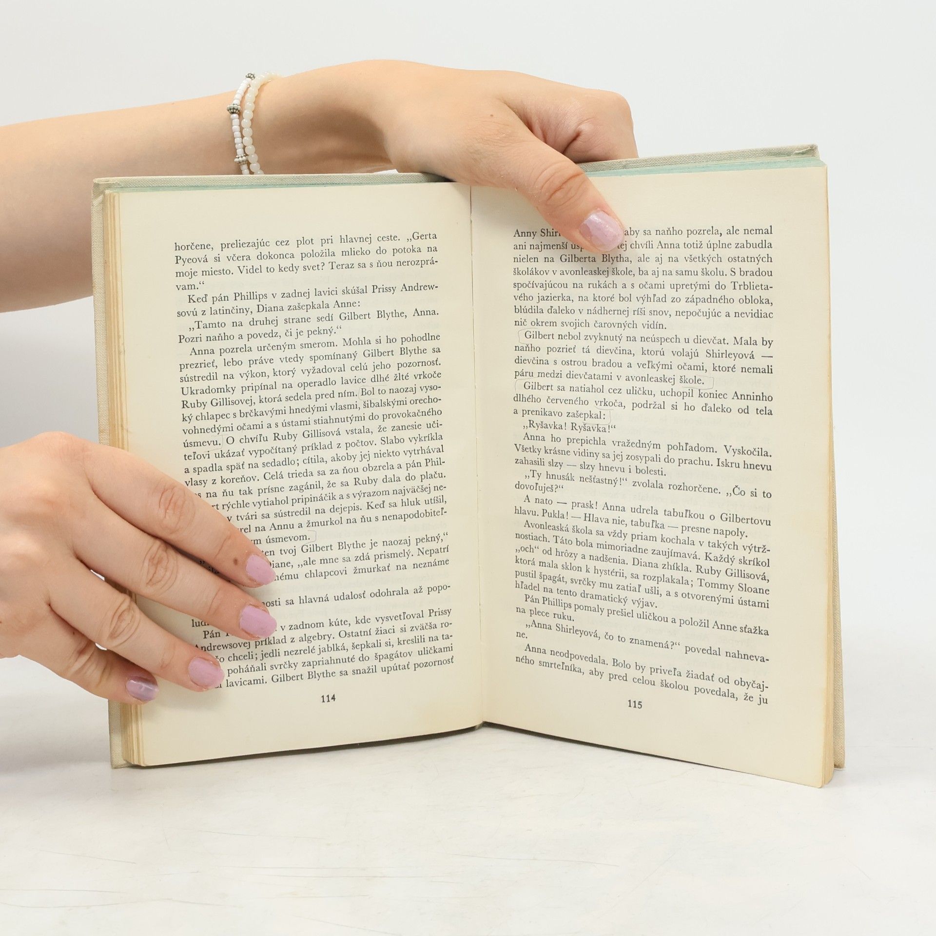 Lucy Maud Montgomery Anna zo zeleného domu