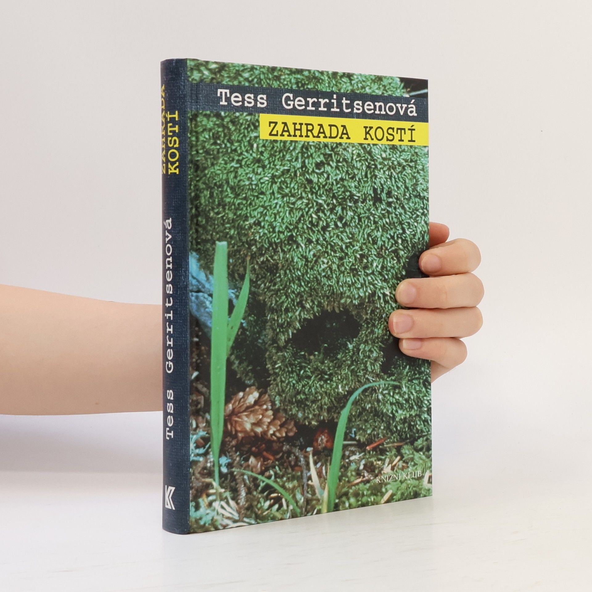 Tess Gerritsen Zahrada kostí