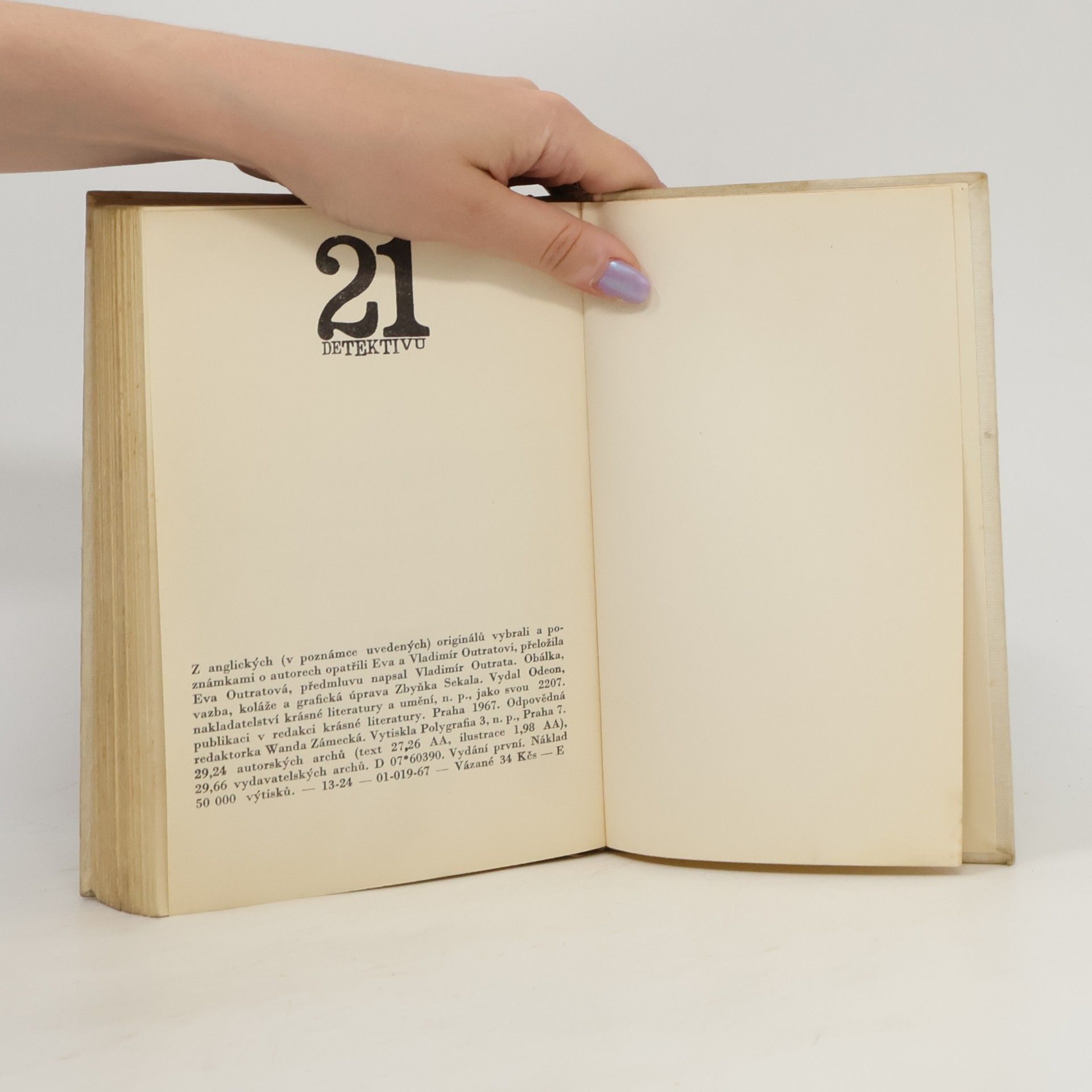 Various authors 21 detektivů