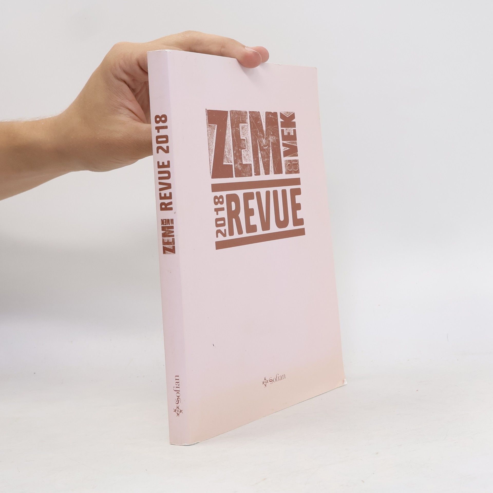Autorenkollektiv Zem a Vek revue 2018