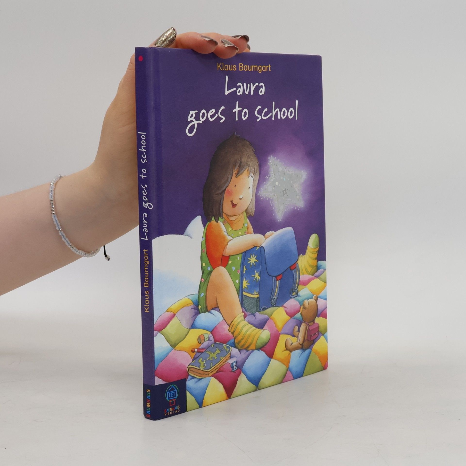 Cornelia Neudert Laura Goes to School