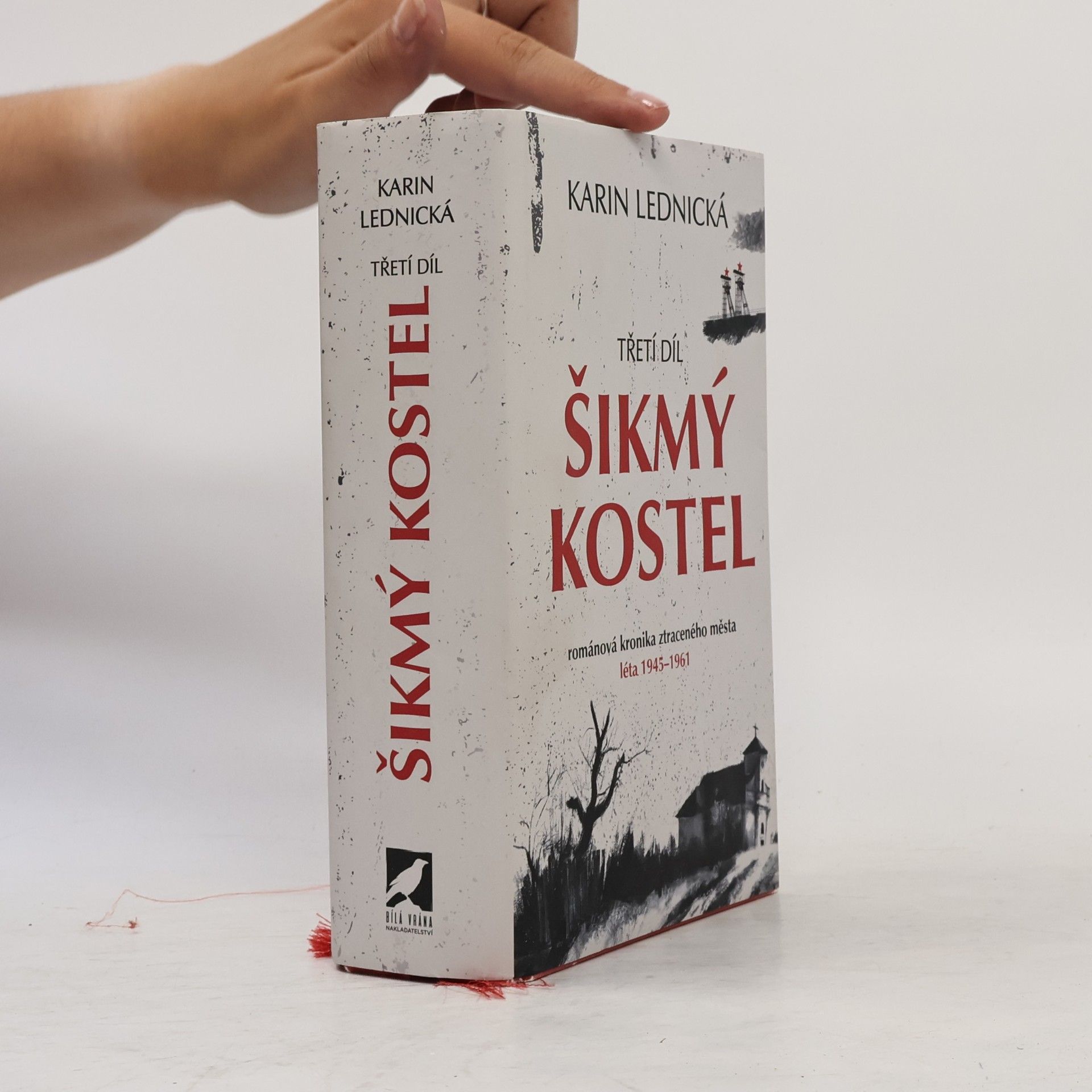 Karin Lednická Šikmý kostel 3