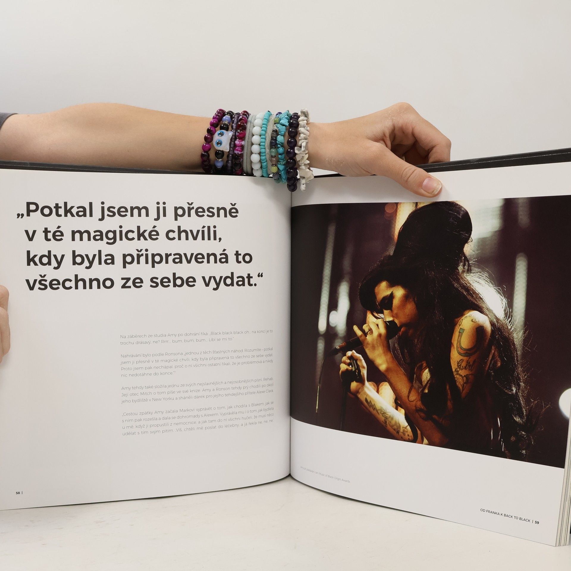 Glenda Nevill Amy Winehouse : hlas, který nikdy nebude zapomenut