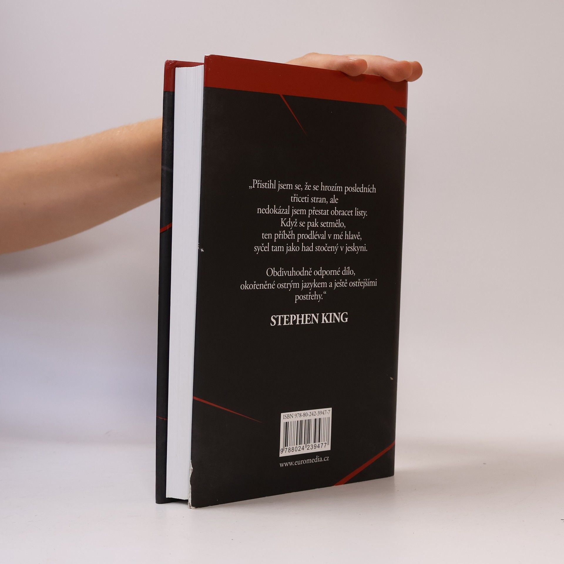 Gillian Flynn Ostré předměty