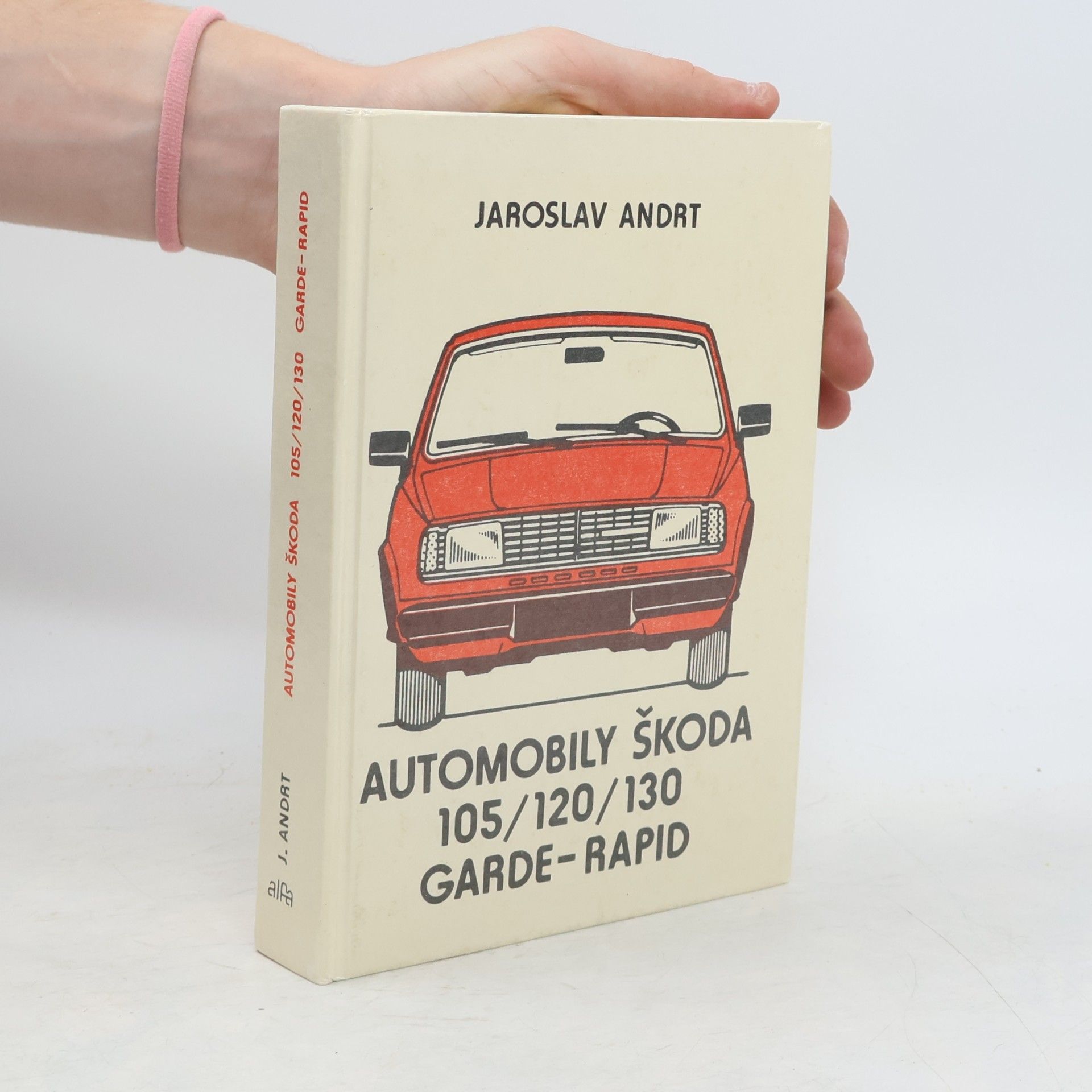 Anna Flochová Automobily Škoda 105-120-130 Garde-Rapid