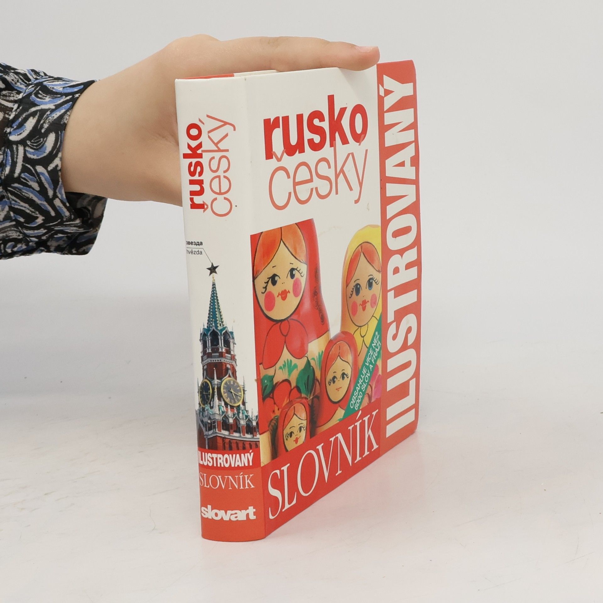 Zuzana Pavlová Rusko-český ilustrovaný slovník