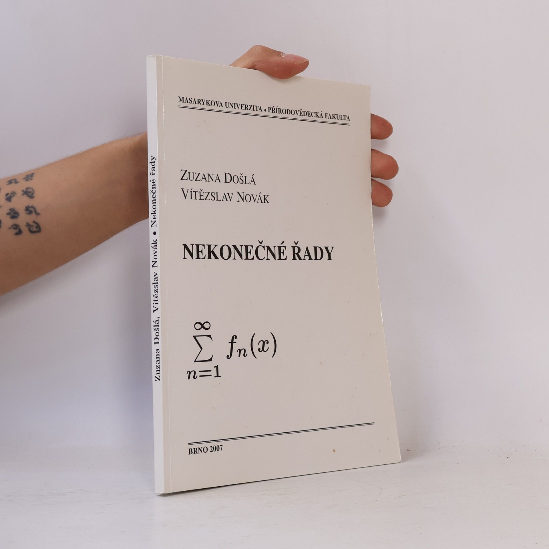Kolektív autorov Nekonečné řady