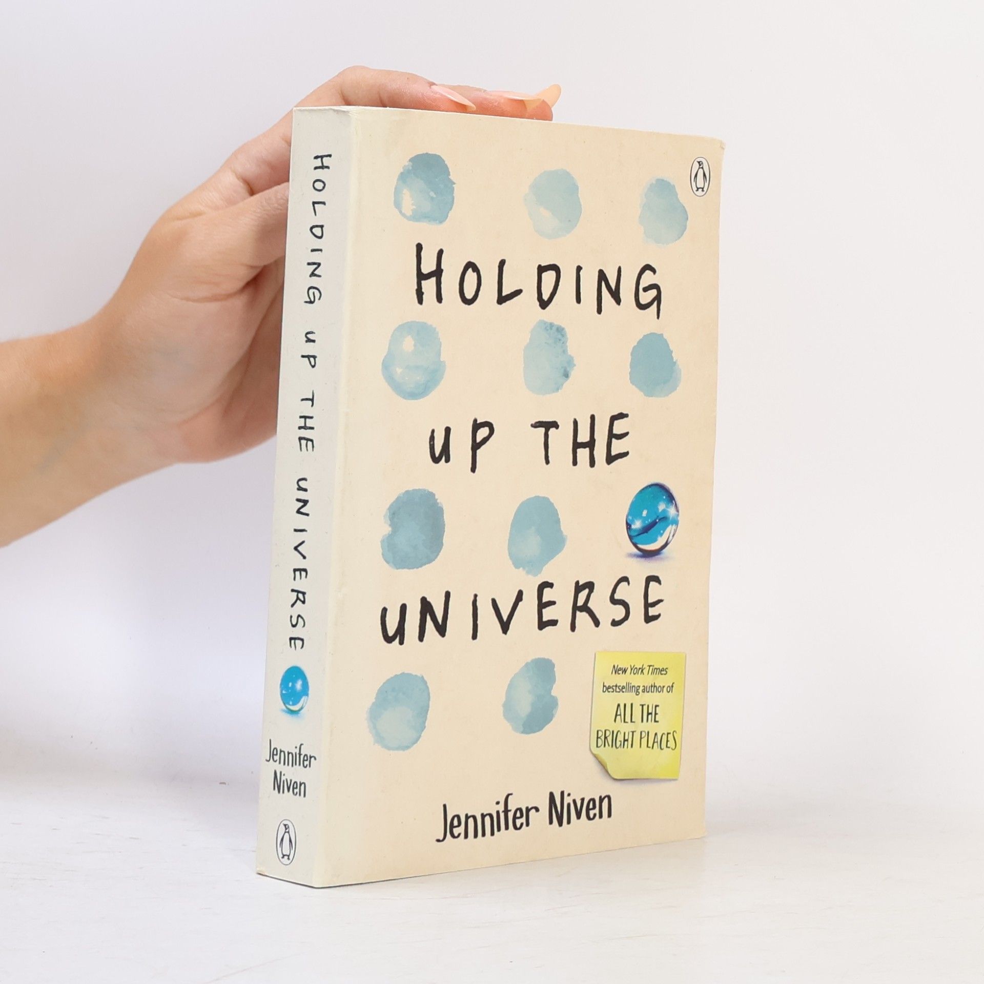 Jennifer Niven Holding Up the Universe