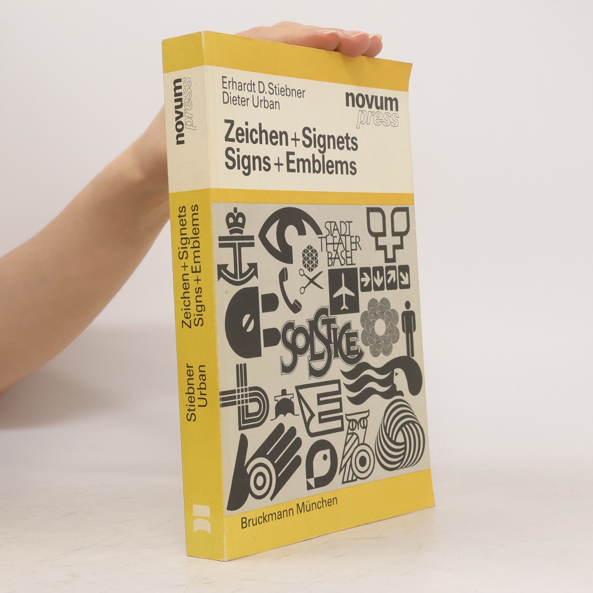 Kolektiv autorů Zeichen + Signets