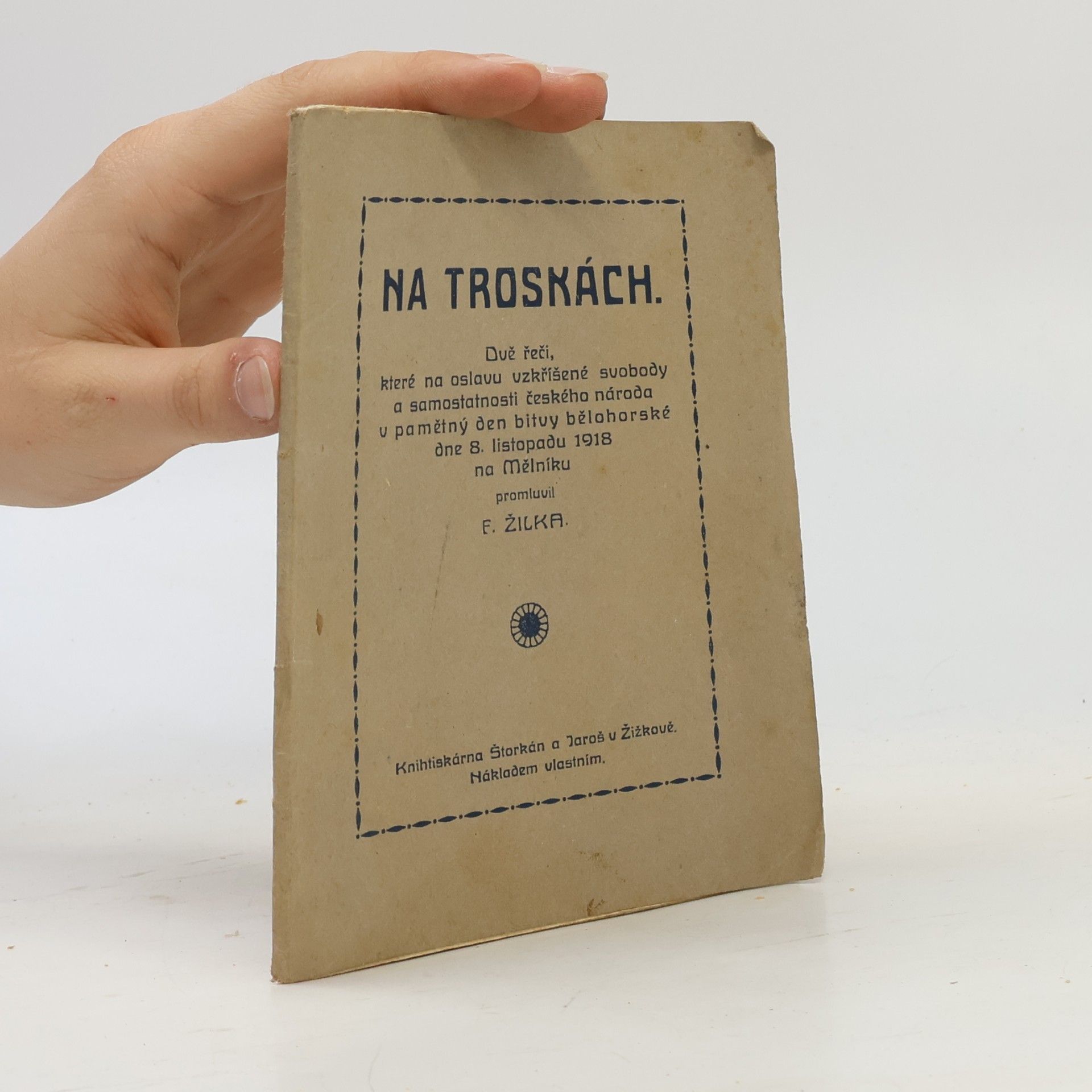 kolektiv Na troskách