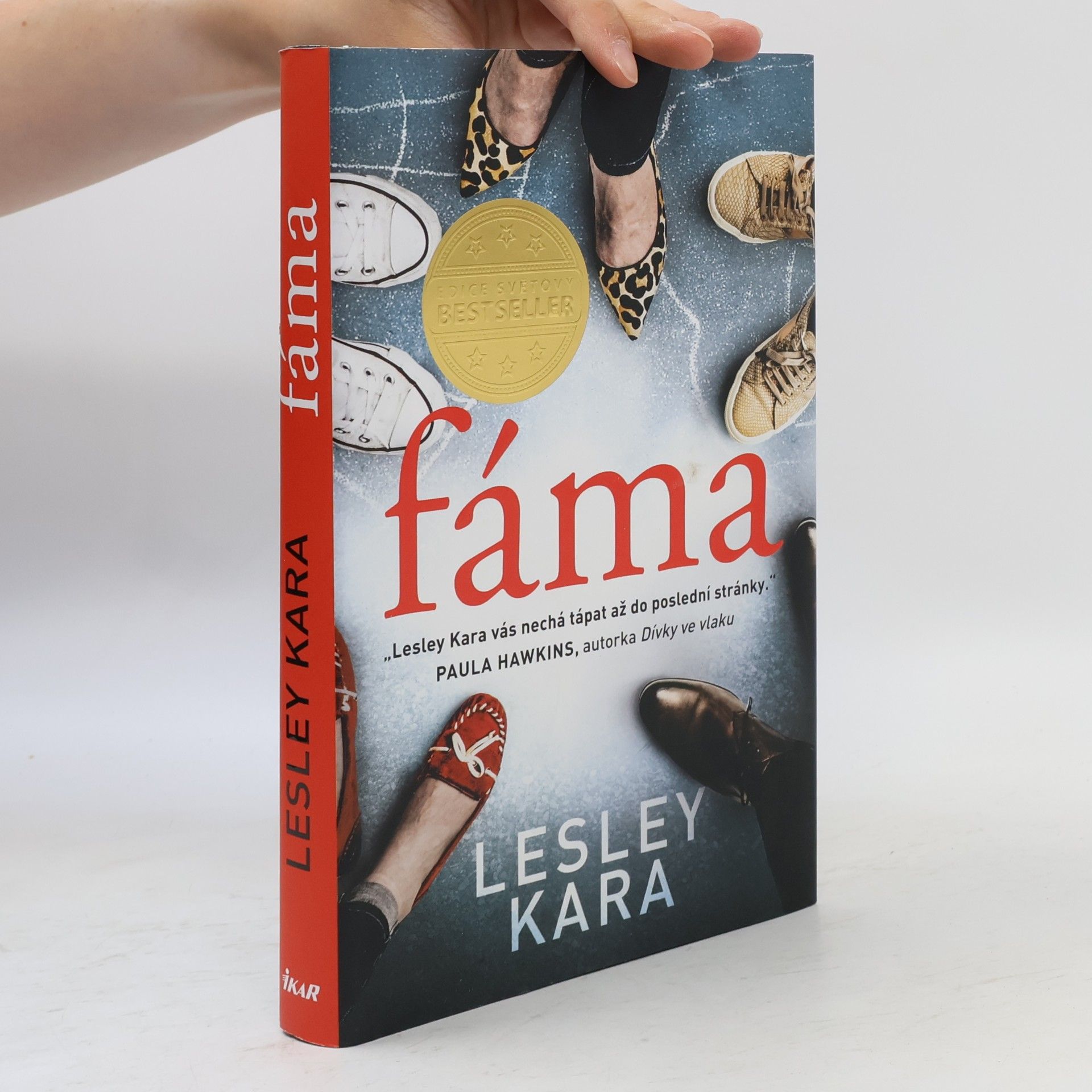 Lesley Kara Fáma